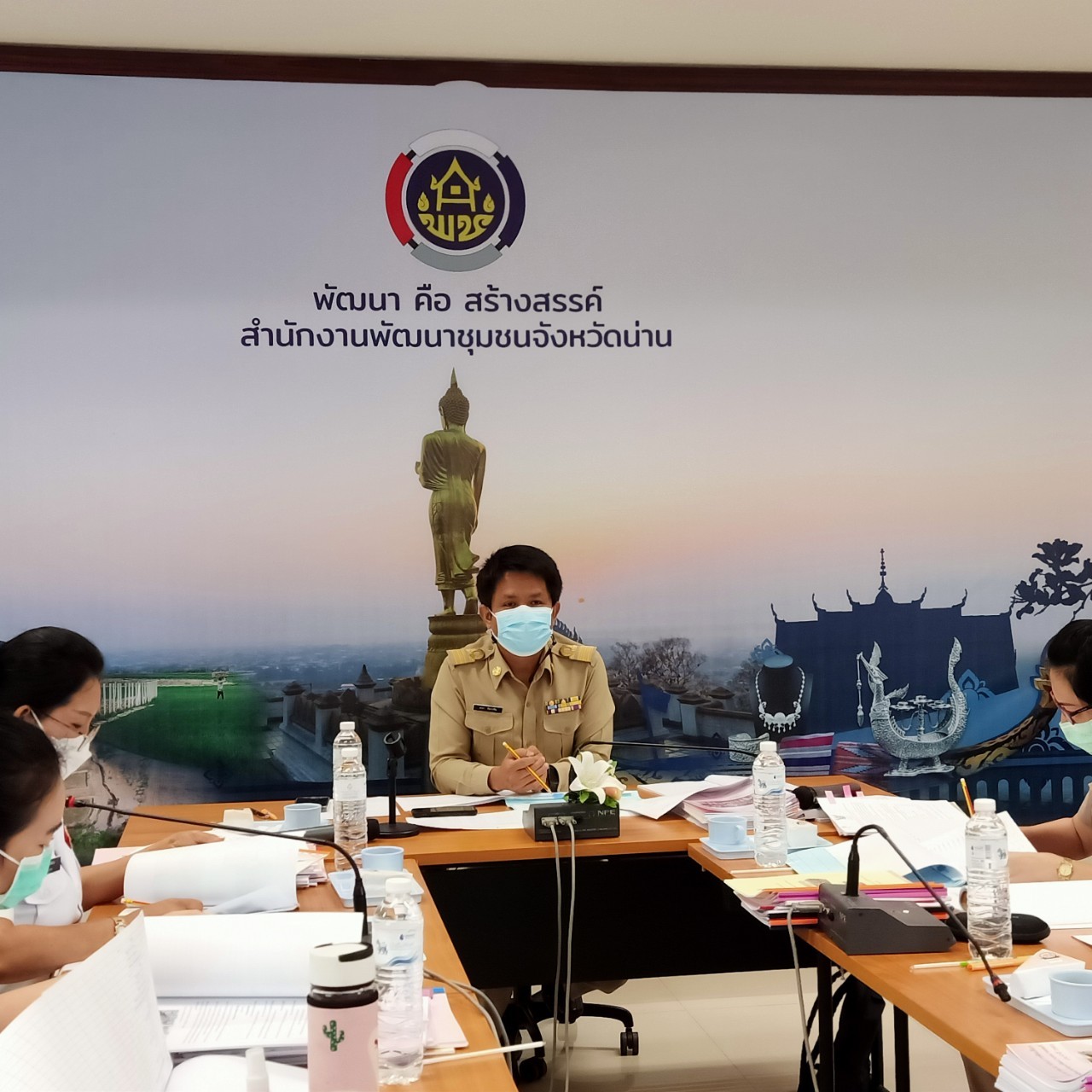 พช.น่าน คัดเลือกคนกองทุนพัฒนาบทบาทสตรีดีเด่นระดับจังหวัด ตามโครงการเชิดชูเกียรติคนกองทุนพัฒนาบทบาทสตรี ประจำปี 2565