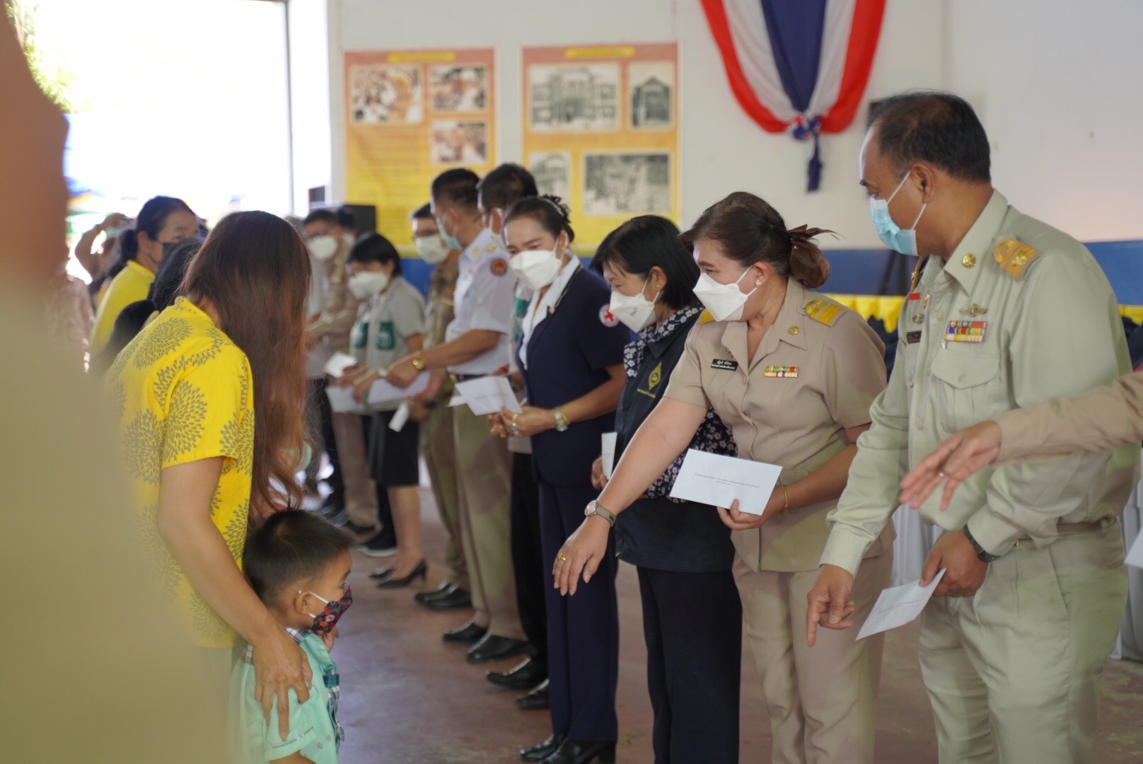 @ข่าว พช.น่าน@ จังหวัดน่าน ออกหน่วยแพทย์เคลื่อนที่ พอ.สว. โครงการ หน่วยบำบัดทุกข์ บำรุงสุข สร้างรอยยิ้มให้ประชาชน จังหวัดน่าน ประจำปีงบประมาณ พ.ศ.2565