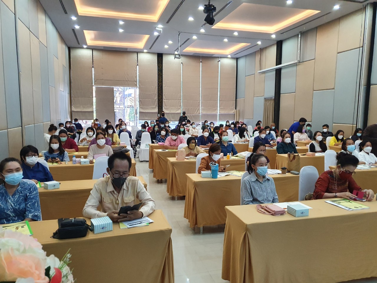 พช.น่าน จัดประชุมชี้แจงทำความเข้าใจ เพื่อเตรียมการคัดสรรสุดยอดหนึ่งตำบล หนึ่งผลิตภัณฑ์ไทย ประจำปี พ.ศ. 2565