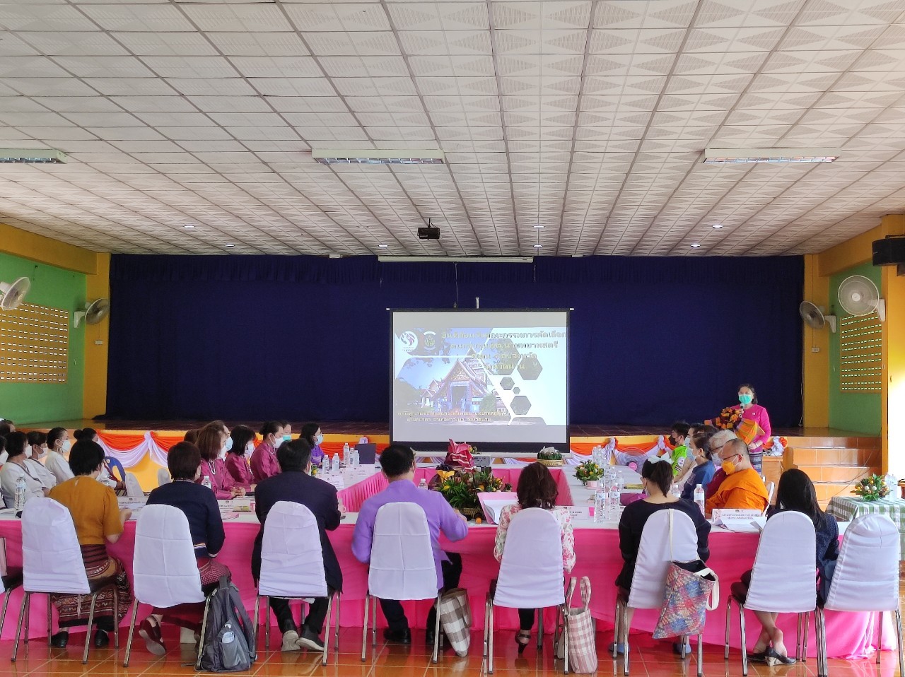 @น่าน : เดินหน้าคัดเลือกคนกองทุนพัฒนาบทบาทสตรีดีเด่นระดับจังหวัด ตามโครงการเชิดชูเกียรติคนกองทุนพัฒนาบทบาทสตรี ประจำปี 2565