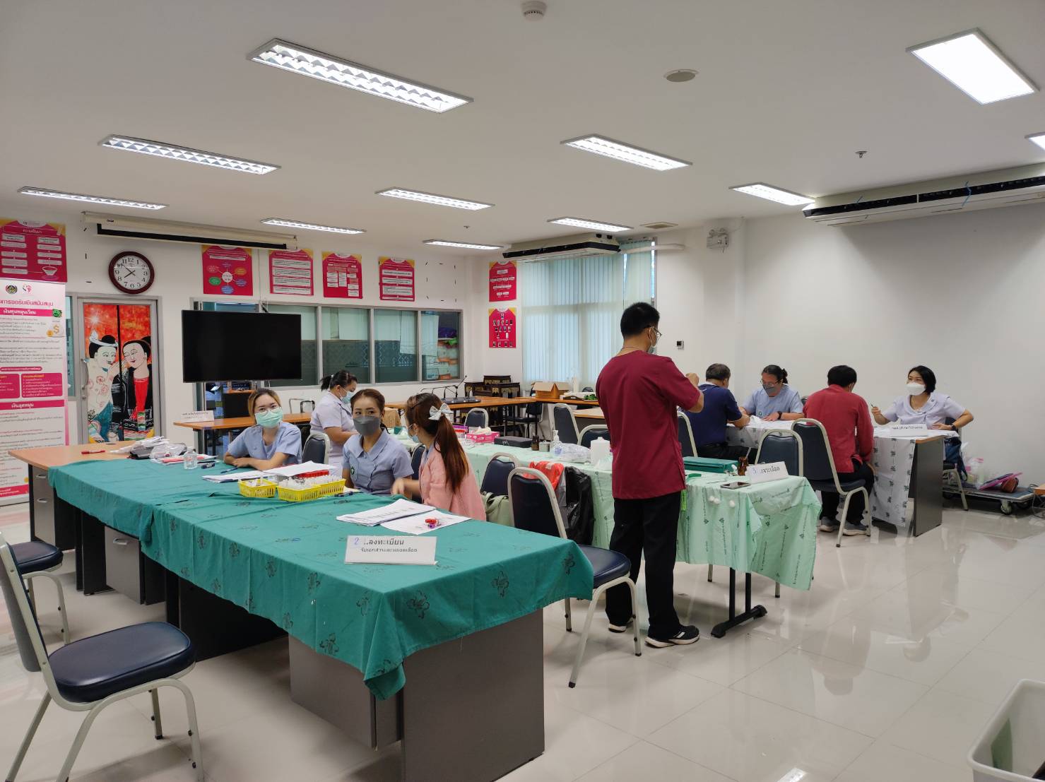 พช.น่าน ดำเนินกิจกรรมตรวจสุขภาพประจำปี 2565 ให้กับข้าราชการสังกัดสำนักงานพัฒนาชุมชนจังหวัดน่าน