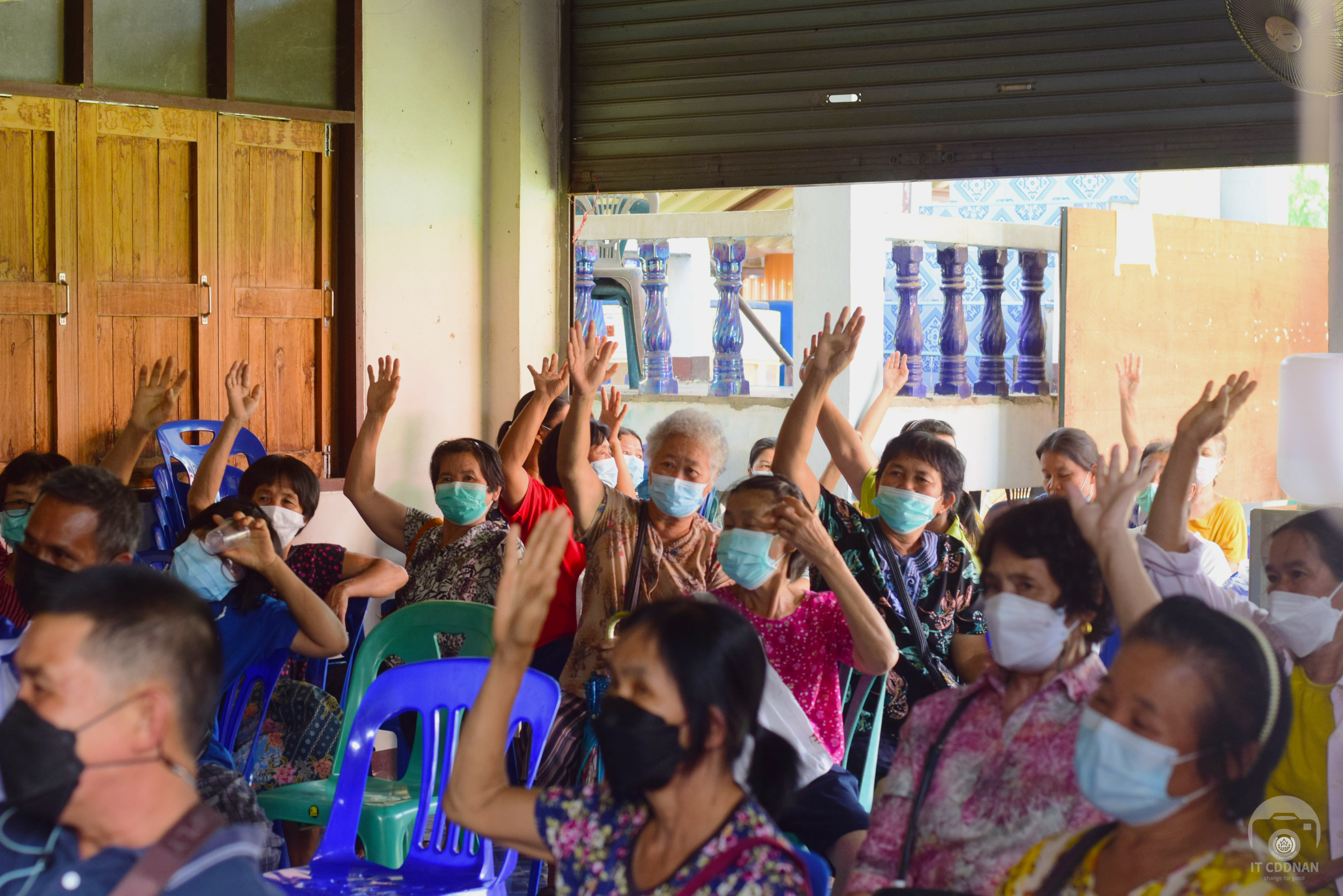 พช.น่าน ร่วมไกล่เกลี่ยประนอมข้อพิพาทศูนย์จัดการกองทุนชุมชน บ้านดอน หมู่ที่ 5 ตำบลสวด อำเภอบ้านหลวง