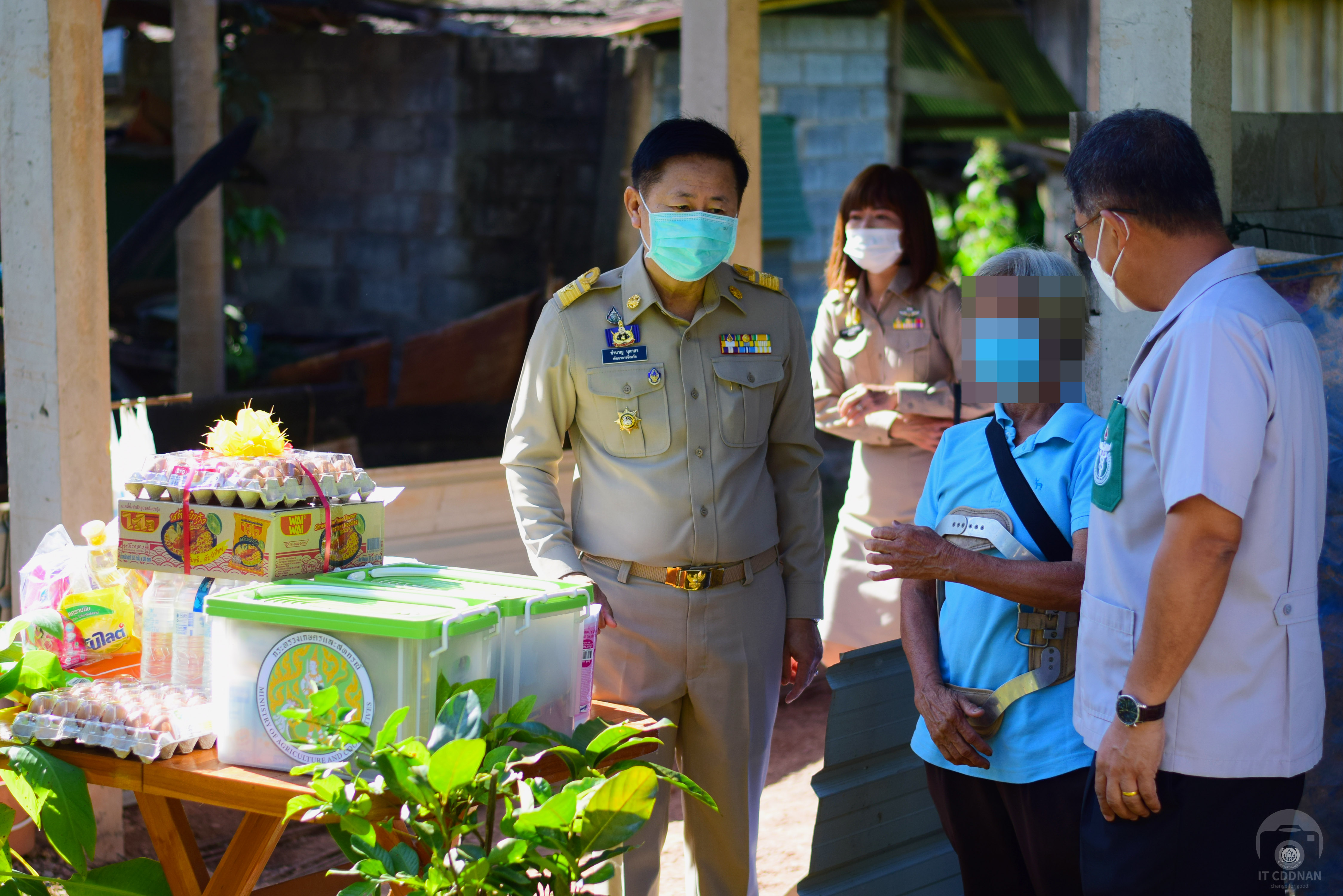 @ข่าวแก้จนน่าน@ จังหวัดน่าน ลงพื้นที่ตรวจเยี่ยมครัวเรือนเป้าหมาย TPMAP ปี 2565 ตามโครงการขจัดความยากจนและพัฒนาคนทุกช่วงวัยอย่างยั่งยืนตามหลักปรัชญาของเศรษฐกิจพอเพียง พื้นที่อำเภอเวียงสา จังหวัดน่าน