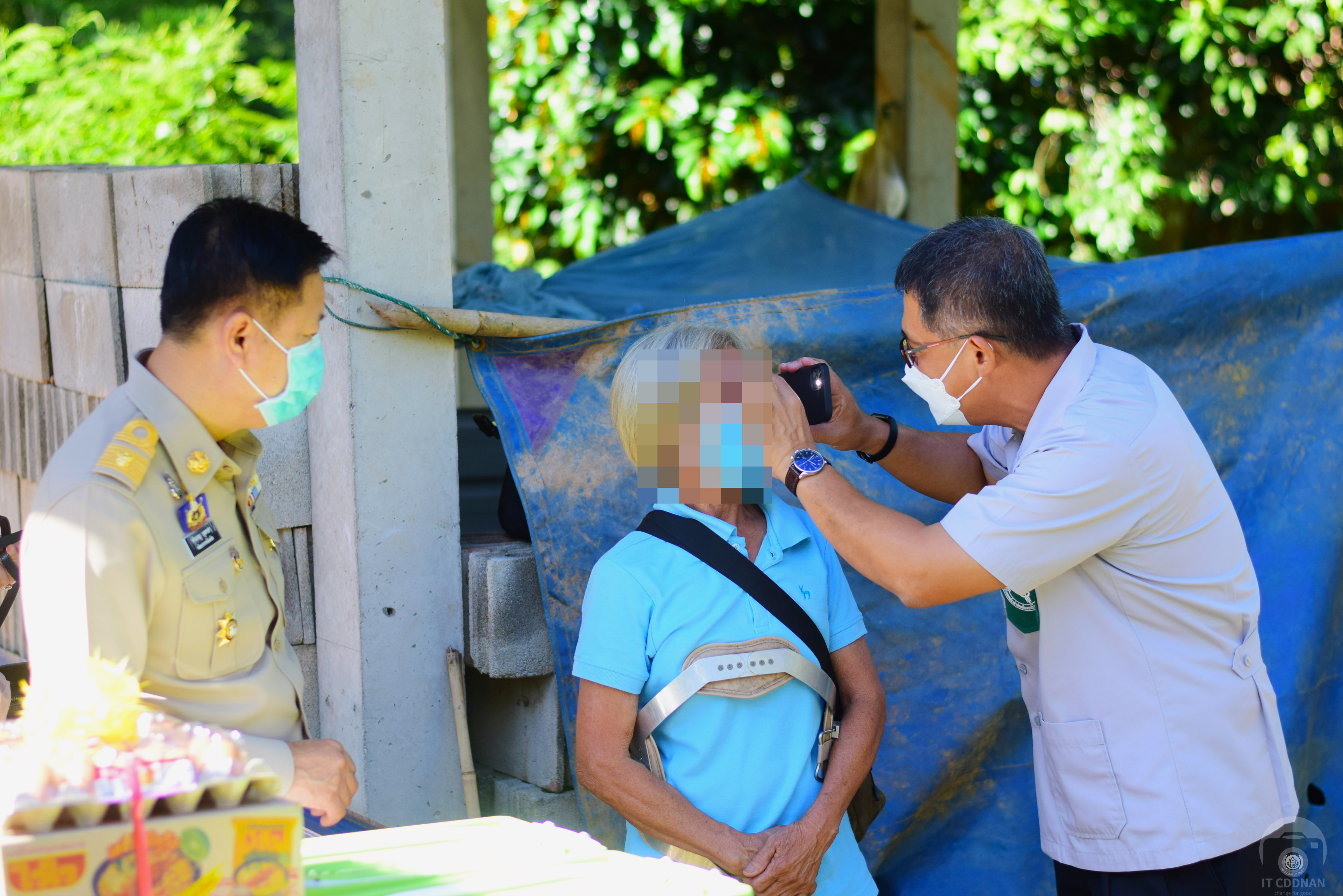 @ข่าวแก้จนน่าน@ จังหวัดน่าน ลงพื้นที่ตรวจเยี่ยมครัวเรือนเป้าหมาย TPMAP ปี 2565 ตามโครงการขจัดความยากจนและพัฒนาคนทุกช่วงวัยอย่างยั่งยืนตามหลักปรัชญาของเศรษฐกิจพอเพียง พื้นที่อำเภอเวียงสา จังหวัดน่าน