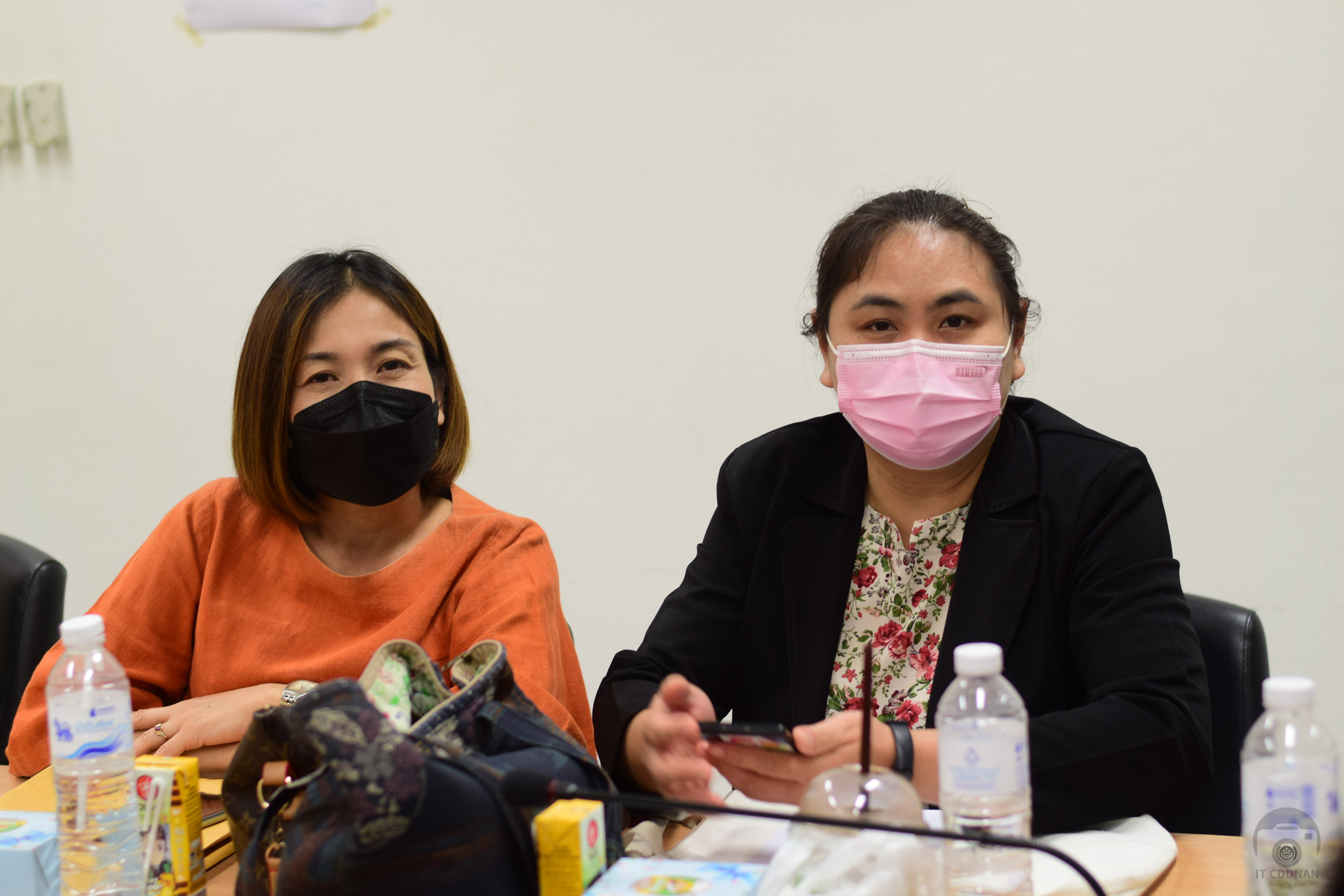 พช.น่าน ฝึกอบรมให้ความรู้การจัดตั้งกลุ่มออมทรัพย์เพื่อการผลิตแก่พัฒนากร ในสังกัดสำนักงานพัฒนาชุมชนจังหวัดน่าน