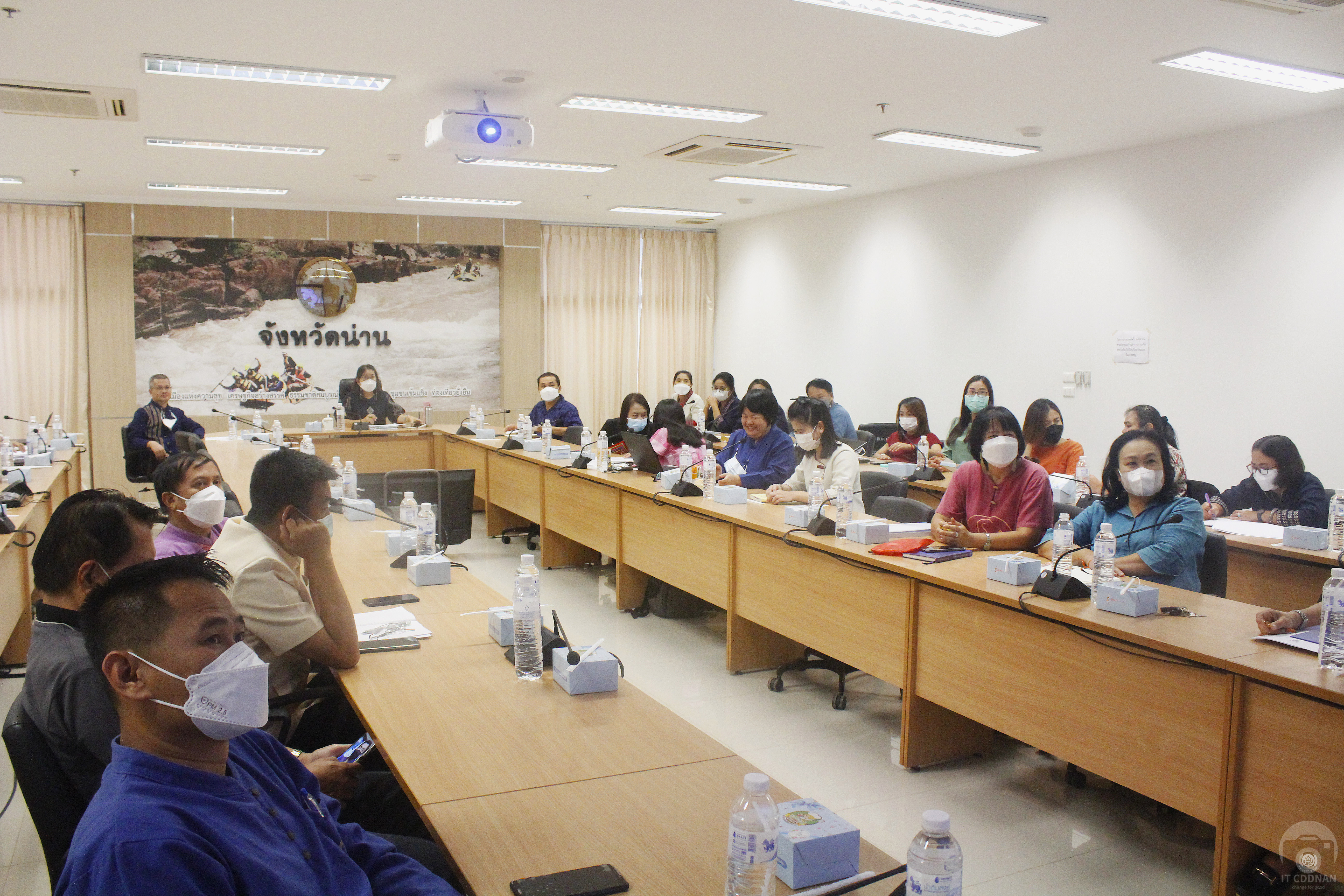 พช.น่าน ฝึกอบรมให้ความรู้การจัดตั้งกลุ่มออมทรัพย์เพื่อการผลิตแก่พัฒนากร ในสังกัดสำนักงานพัฒนาชุมชนจังหวัดน่าน