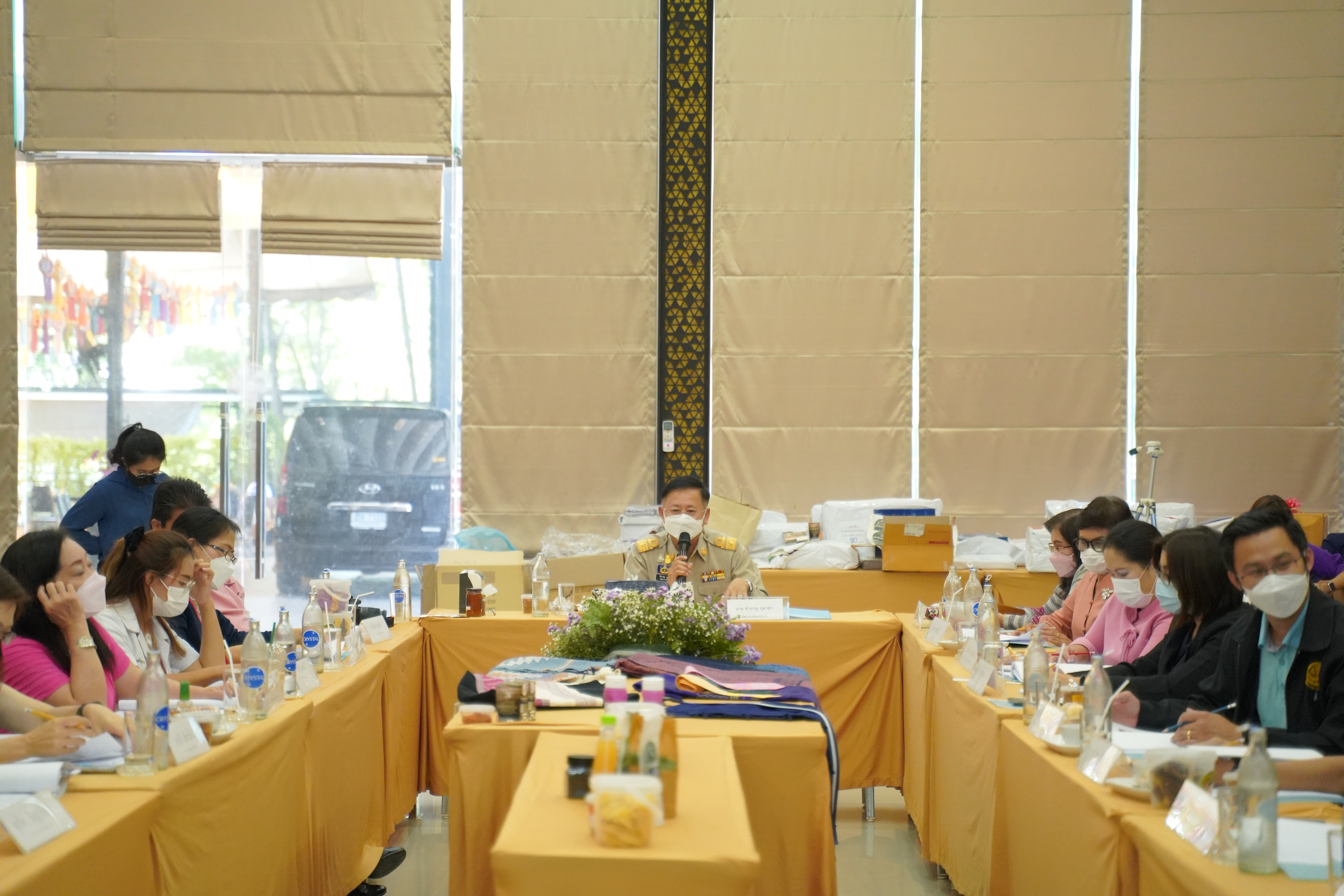 จังหวัดน่าน ประชุมพิจารณาคัดเลือกสุดยอดผลิตภัณฑ์ OTOP ตามโครงการส่งเสริมกระบวนการเครือข่ายองค์ความรู้ (Knowledge-based OTOP) :KBO กิจกรรมที่ 2 พัฒนาผลิตภัณฑ์ OTOP โดยเครือข่ายองค์ความรู้ KBO จังหวัด