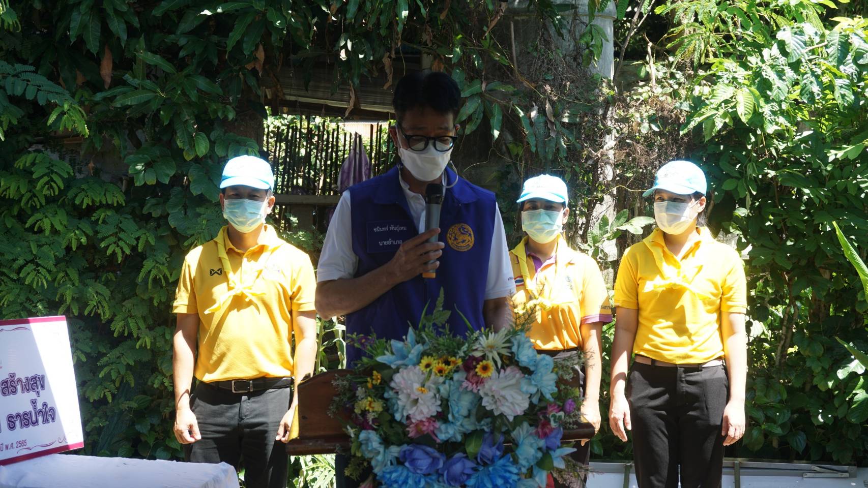 @พช.น่าน @ นายกเหล่ากาชาดจังหวัดน่าน เป็นประธานมอบบ้านในโครงการซ่อมแซม ปรับปรุงที่อยู่อาศัยแก่ผู้ยากไร้ประจำปี ๒๕๖๕ อำเภอทุ่งช้าง และอำเภอเชียงกลาง