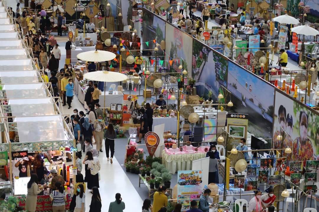 พช.น่าน ร่วมจัดแสดงผลงานชุมชนท่องเที่ยว OTOP​ นวัตวิถี ของดีจังหวัดน่าน ในงาน”โอทอปนวัตวิถี ดี เกินร้อยเที่ยวไทยวิถีใหม่ 100 ชุมชน”