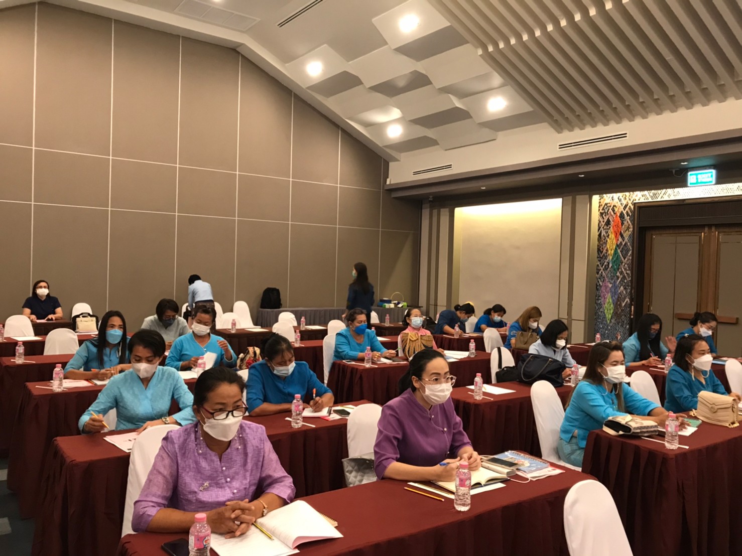 พช.น่าน ประชุมเชิงปฏิบัติการพัฒนาระบบบริหารจัดการกองทุนพัฒนาบทบาทสตรี จังหวัดน่าน ประจำปีงบประมาณ พ.ศ. 2565