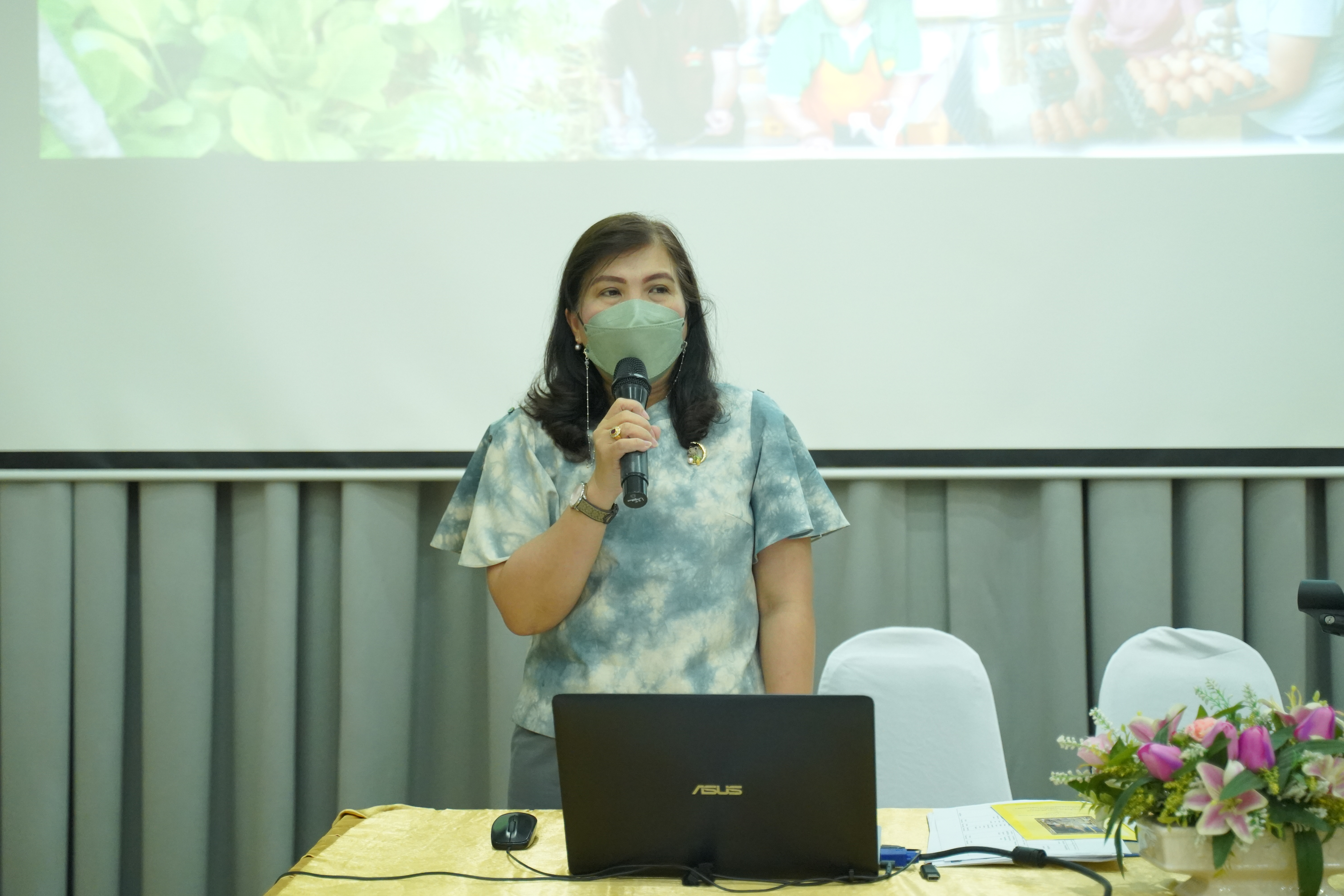 พช.น่าน ประชุมเชิงปฏิบัติการส่งเสริมการสร้างรายได้จากกิจการอาหารปลอดภัยระดับจังหวัด