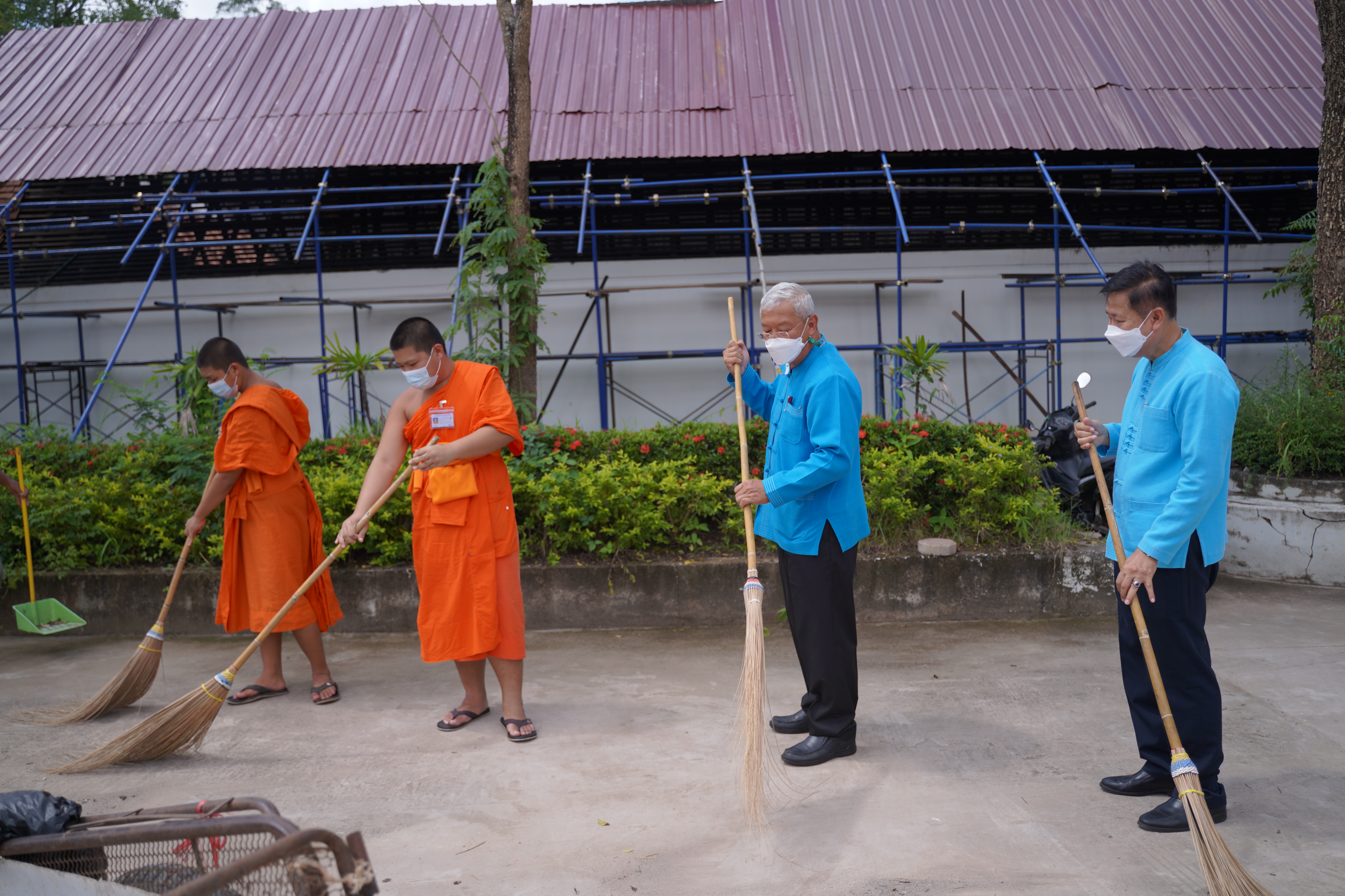 จังหวัดน่าน จัดกิจกรรม Big Cleaning Day สร้างสัปปายะสู่วัดด้วยวิถี 5 ส วันแม่แห่งชาติ เฉลิมพระเกียรติสมเด็จพระนางเจ้าสิริกิติ์ พระบรมราชินีนาถ พระบรมราชชนนีพันปีหลวง