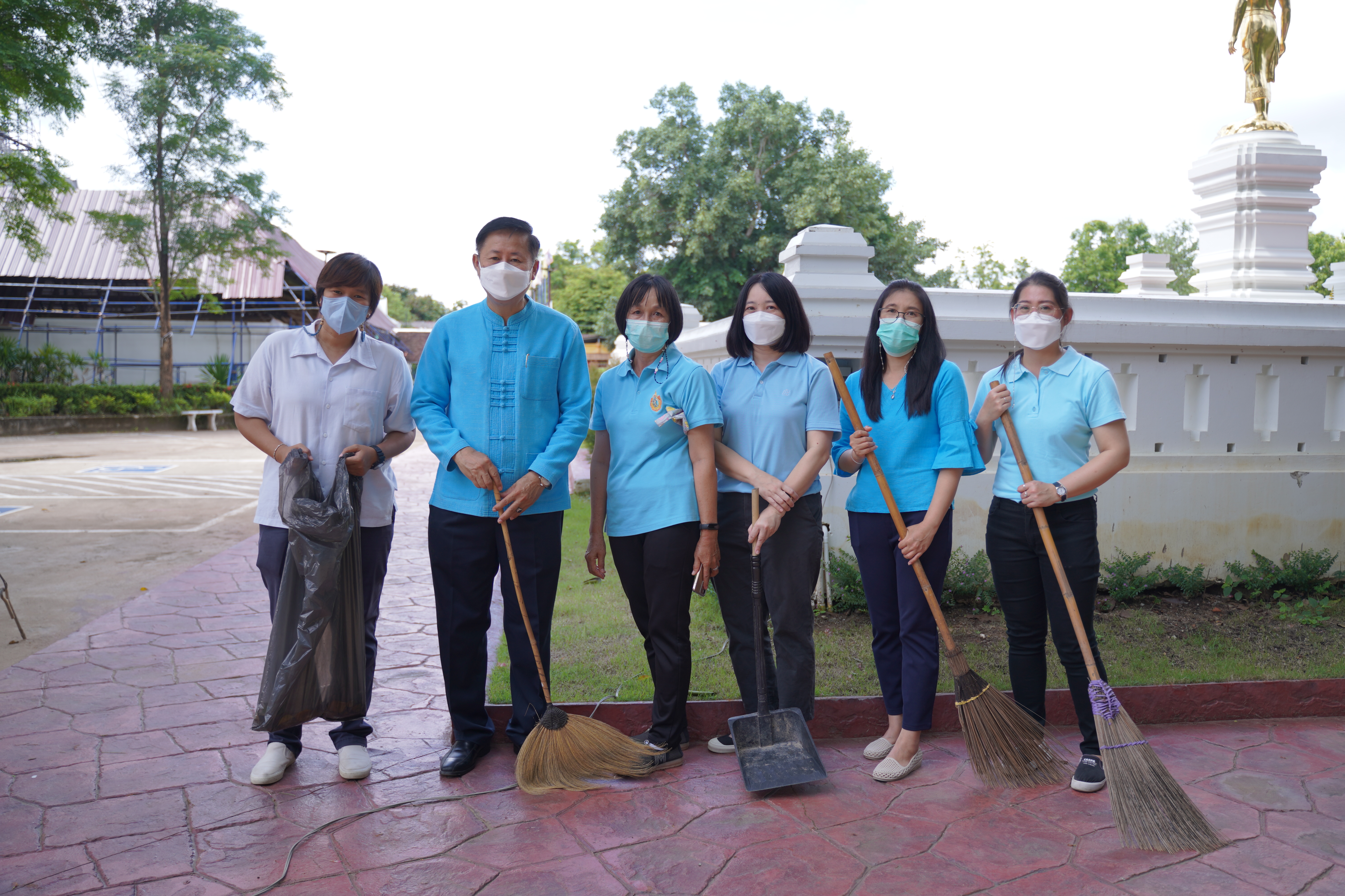 จังหวัดน่าน จัดกิจกรรม Big Cleaning Day สร้างสัปปายะสู่วัดด้วยวิถี 5 ส วันแม่แห่งชาติ เฉลิมพระเกียรติสมเด็จพระนางเจ้าสิริกิติ์ พระบรมราชินีนาถ พระบรมราชชนนีพันปีหลวง