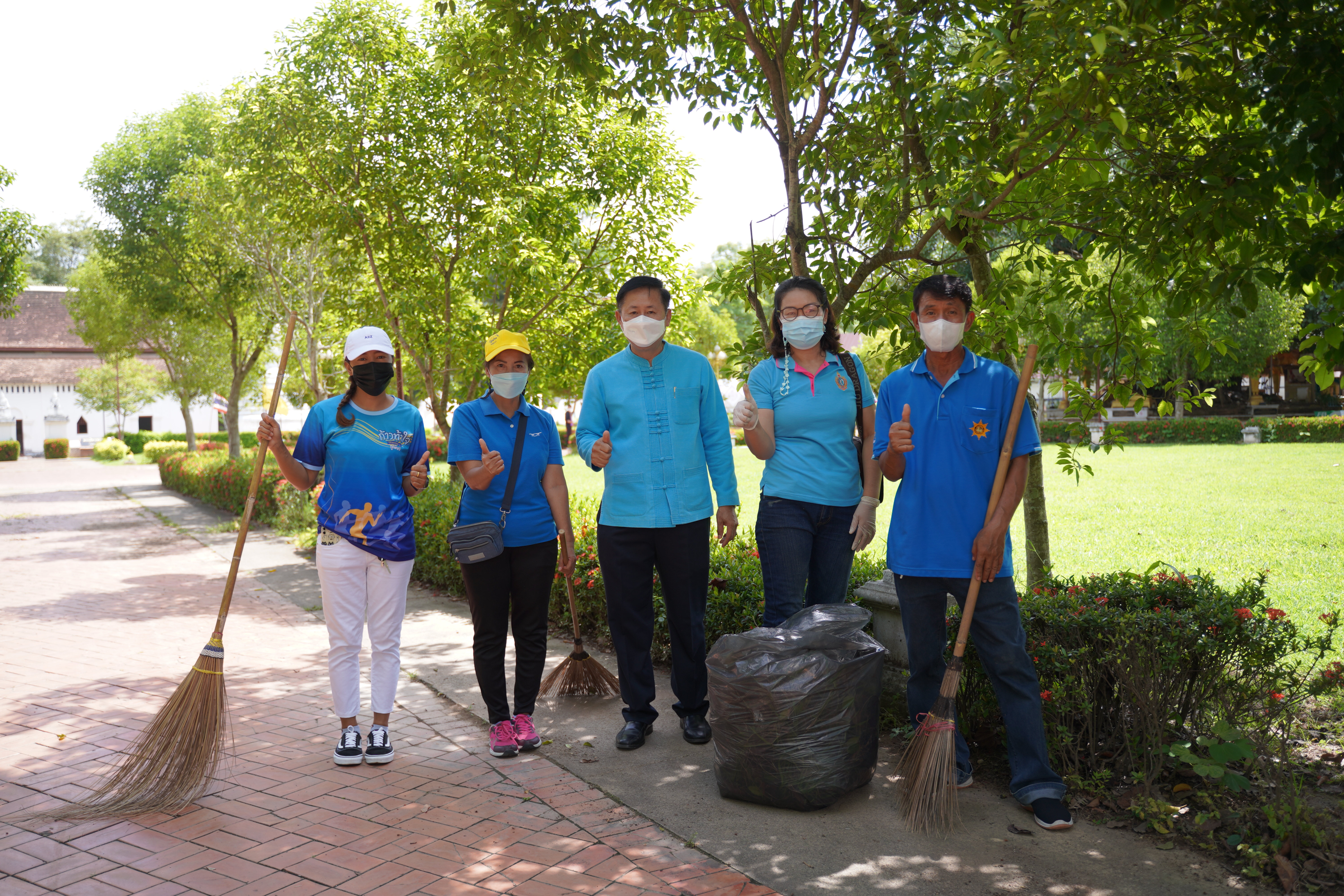 จังหวัดน่าน จัดกิจกรรม Big Cleaning Day สร้างสัปปายะสู่วัดด้วยวิถี 5 ส วันแม่แห่งชาติ เฉลิมพระเกียรติสมเด็จพระนางเจ้าสิริกิติ์ พระบรมราชินีนาถ พระบรมราชชนนีพันปีหลวง