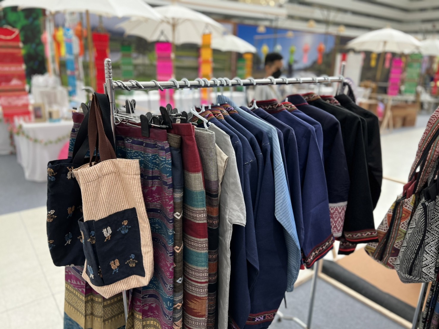 พช.น่าน ร่วมจัดแสดงผลงานชุมชนท่องเที่ยว OTOP​ นวัตวิถี ของดีจังหวัดน่าน ในงาน”โอทอปนวัตวิถี ดี เกินร้อยเที่ยวไทยวิถีใหม่ 100 ชุมชน”