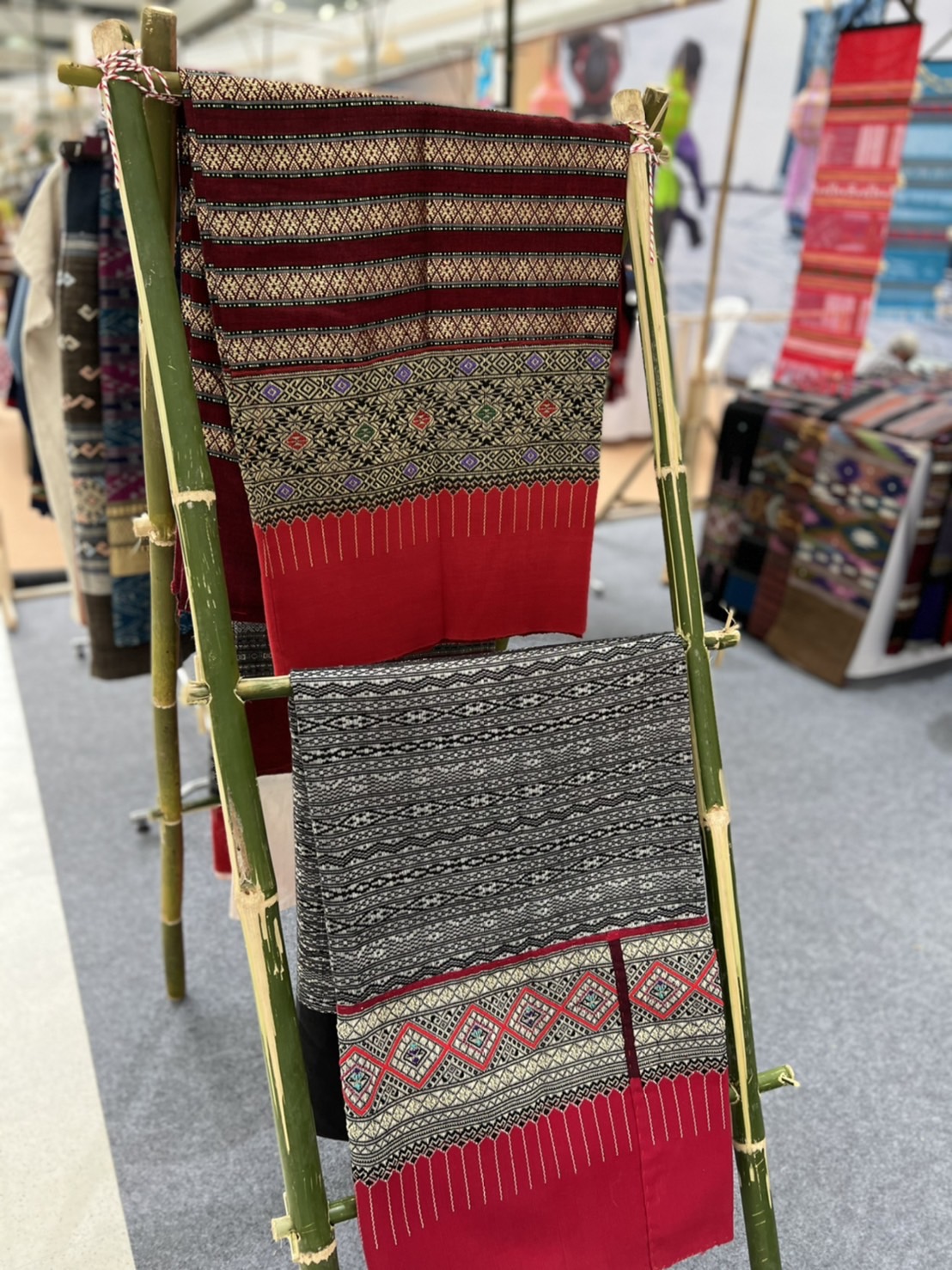 พช.น่าน ร่วมจัดแสดงผลงานชุมชนท่องเที่ยว OTOP​ นวัตวิถี ของดีจังหวัดน่าน ในงาน”โอทอปนวัตวิถี ดี เกินร้อยเที่ยวไทยวิถีใหม่ 100 ชุมชน”