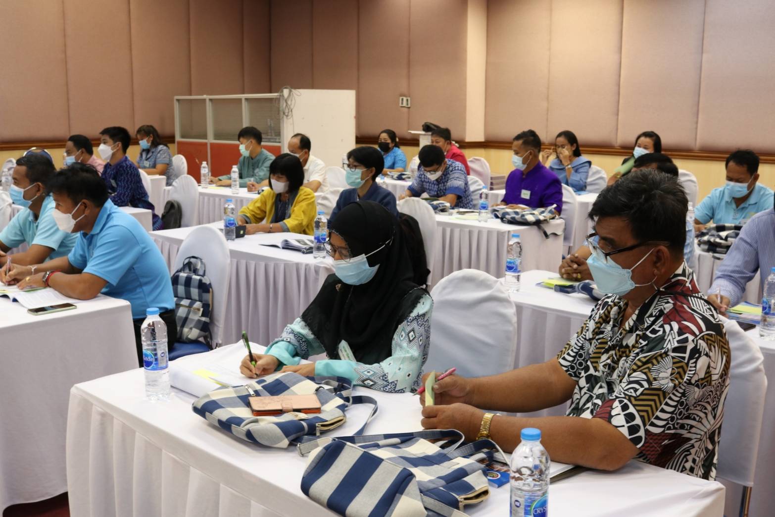 พช.น่าน ร่วมกิจกรรมประชุมเชิงปฏิบัติการผู้ขับเคลื่อนงานหมู่บ้านกองทุนแม่ของแผ่นดิน ดีเด่นระดับกรมการพัฒนาชุมชน