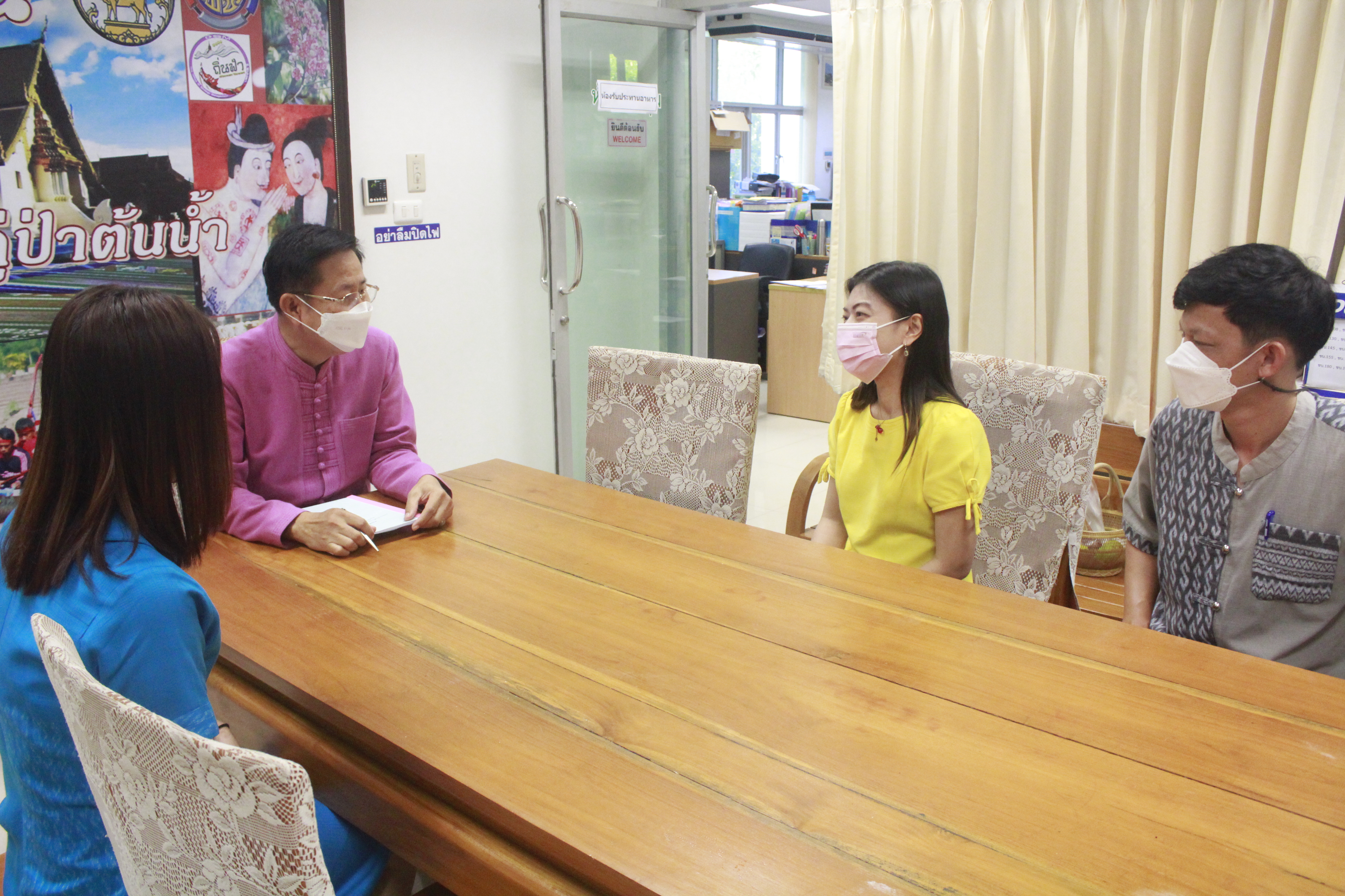 พจ.น่าน ต้อนรับข้าราชการที่ย้ายมาดำรงตำแหน่งใหม่ ณ สำนักงานพัฒนาชุมชนจังหวัดน่าน