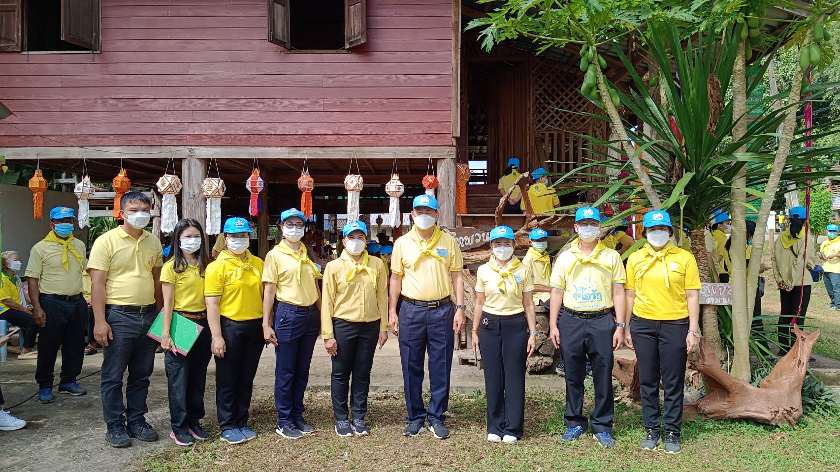 น่าน จัดกิจกรรมจิตอาสาพัฒนา ร่วมแสดงความจงรักภักดีและน้อมรำลึกถึงพระมหากรุณาธิคุณ ในวันคล้ายวันสวรรคตพระบาทสมเด็จพระบรมชนกาธิเบศร มหาภูมิพลอดุลเดชมหาราช บรมนาถบพิตร 13 ตุลาคม 2565