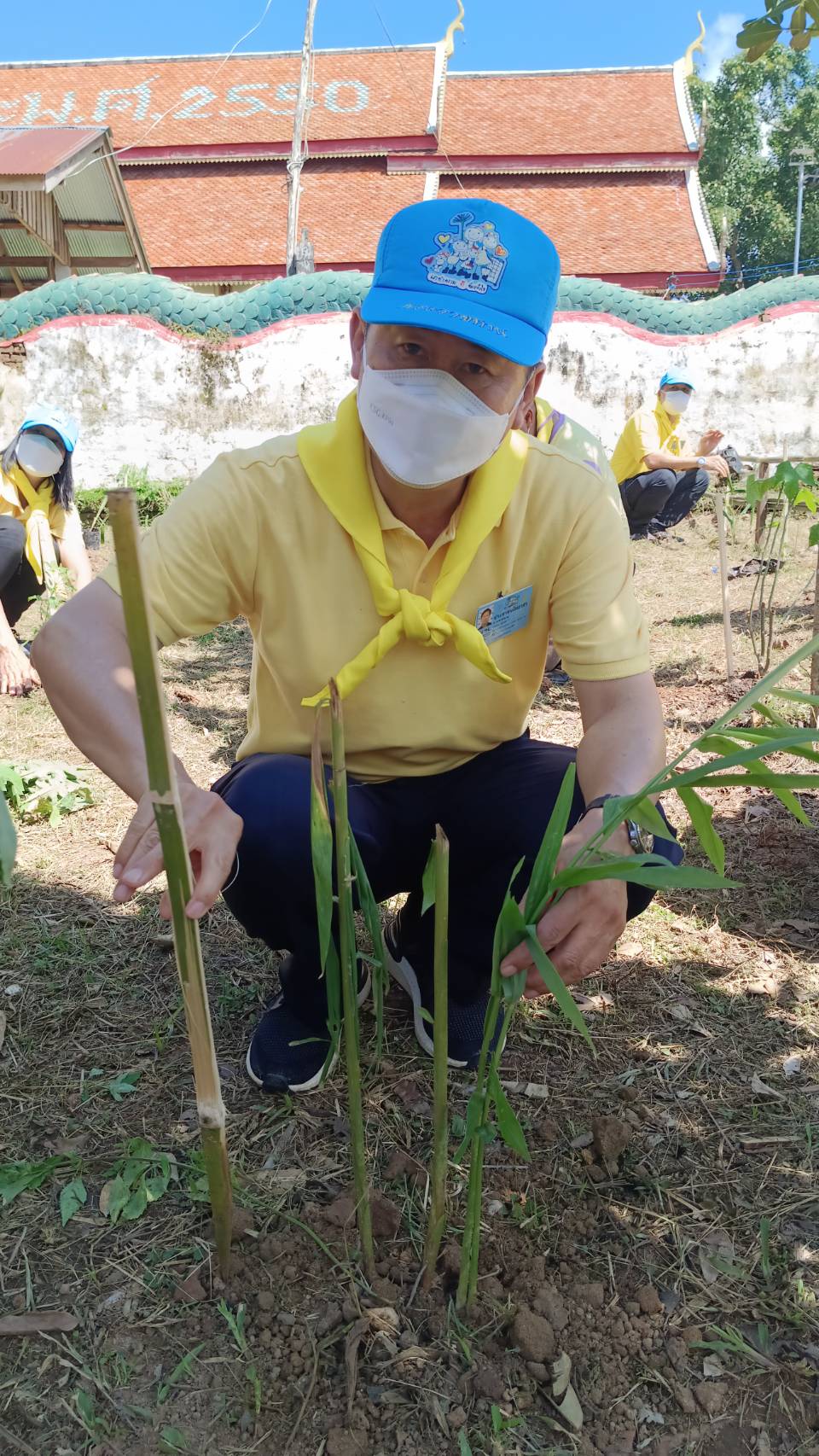 น่าน จัดกิจกรรมจิตอาสาพัฒนา ร่วมแสดงความจงรักภักดีและน้อมรำลึกถึงพระมหากรุณาธิคุณ ในวันคล้ายวันสวรรคตพระบาทสมเด็จพระบรมชนกาธิเบศร มหาภูมิพลอดุลเดชมหาราช บรมนาถบพิตร 13 ตุลาคม 2565