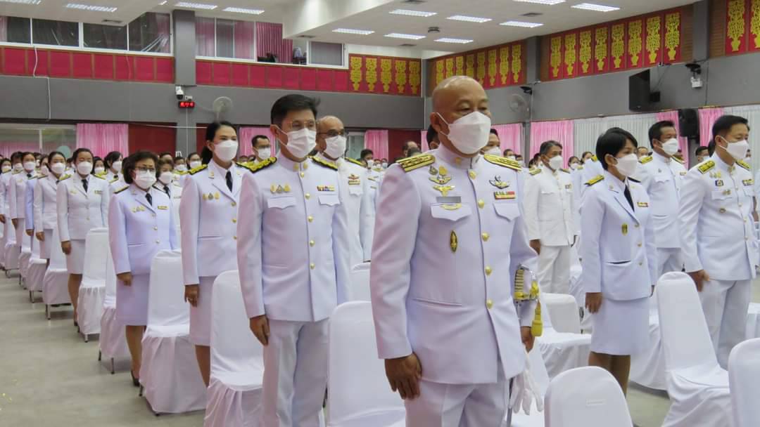 พช.น่าน ร่วมพิธีวางพวงมาลา เนื่องในวันคล้ายวันสวรรคต พระบาทสมเด็จพระบรมชนกาธิเบศร มหาภูมิพลอดุลยเดชมหาราช บรมนาถบพิตร