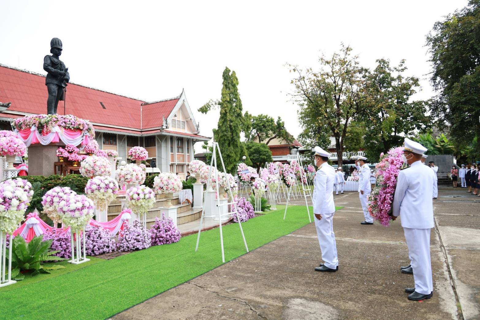 น่าน จัดกิจกรรมน้อมรำลึกเนื่องในวันคล้ายวันสวรรคตพระบาทสมเด็จพระจุลจอมเกล้าเจ้าอยู่หัว