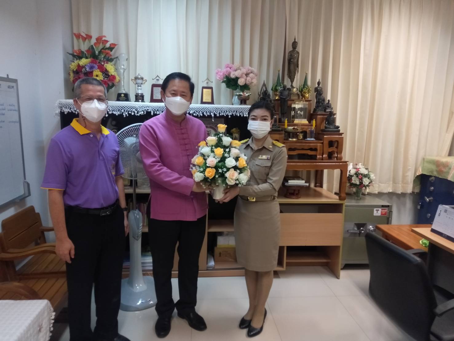 พจ.น่าน ต้อนรับข้าราชการที่ย้ายมาดำรงตำแหน่งใหม่ ณ สำนักงานพัฒนาชุมชนจังหวัดน่าน