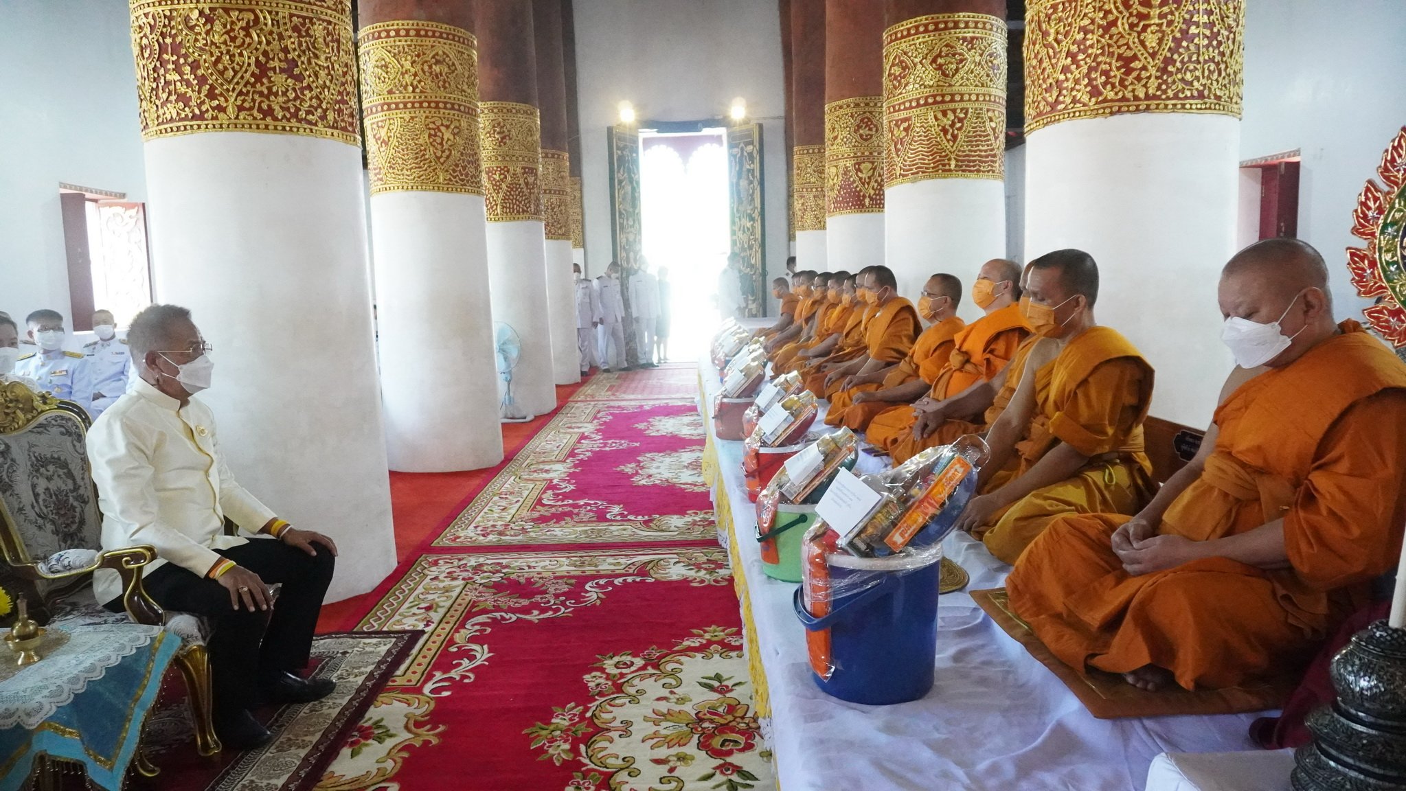 พระบาทสมเด็จพระเจ้าอยู่หัว ทรงพระกรุณาโปรดเกล้าฯ ให้ อัญเชิญผ้าพระกฐินพระราชทานถวาย ณ วัดบุญยืน พระอารามหลวง อำเภอเวียงสา จังหวัดน่าน