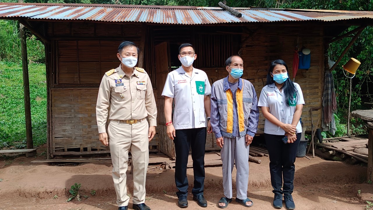 พช.น่าน ร่วมกิจกรรมจังหวัดเคลื่อนที่ “หน่วยบำบัดทุกข์ บำรุงสุข สร้างรอยยิ้มให้ประชาชน”