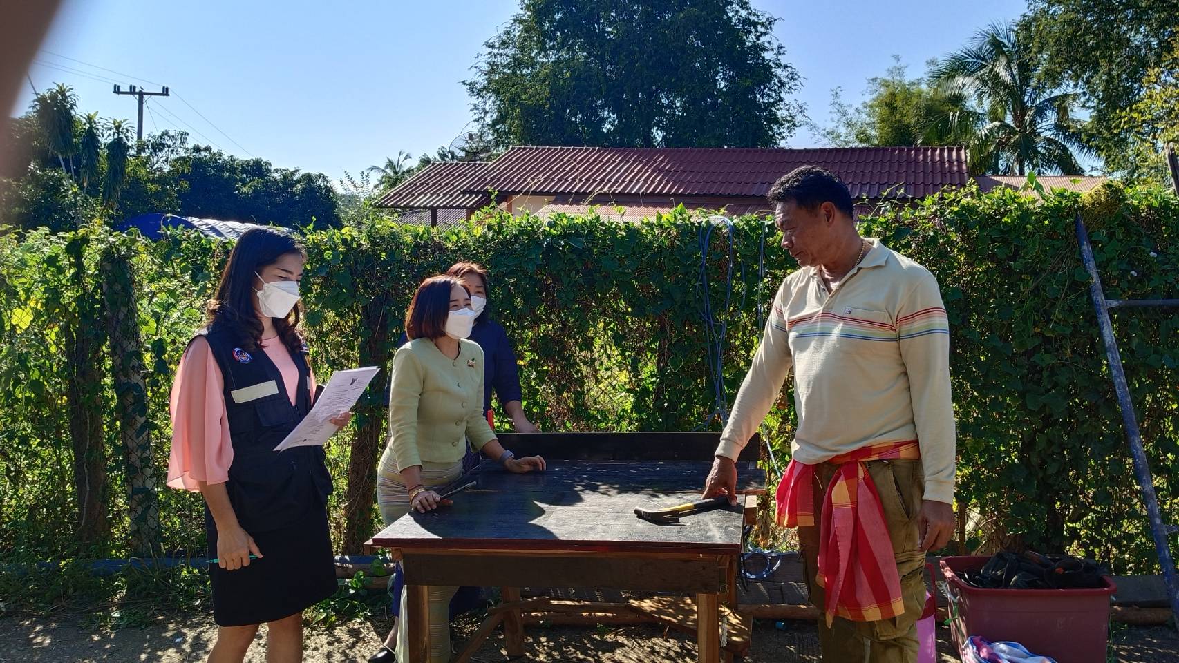 พช.น่าน ติดตามการดำเนินการสร้างบ้าน ครัวเรือนยากจน “ซ่อมบ้าน สร้างสุข แก้จนคนน่าน” พื้นที่อำเภอเวียงสา