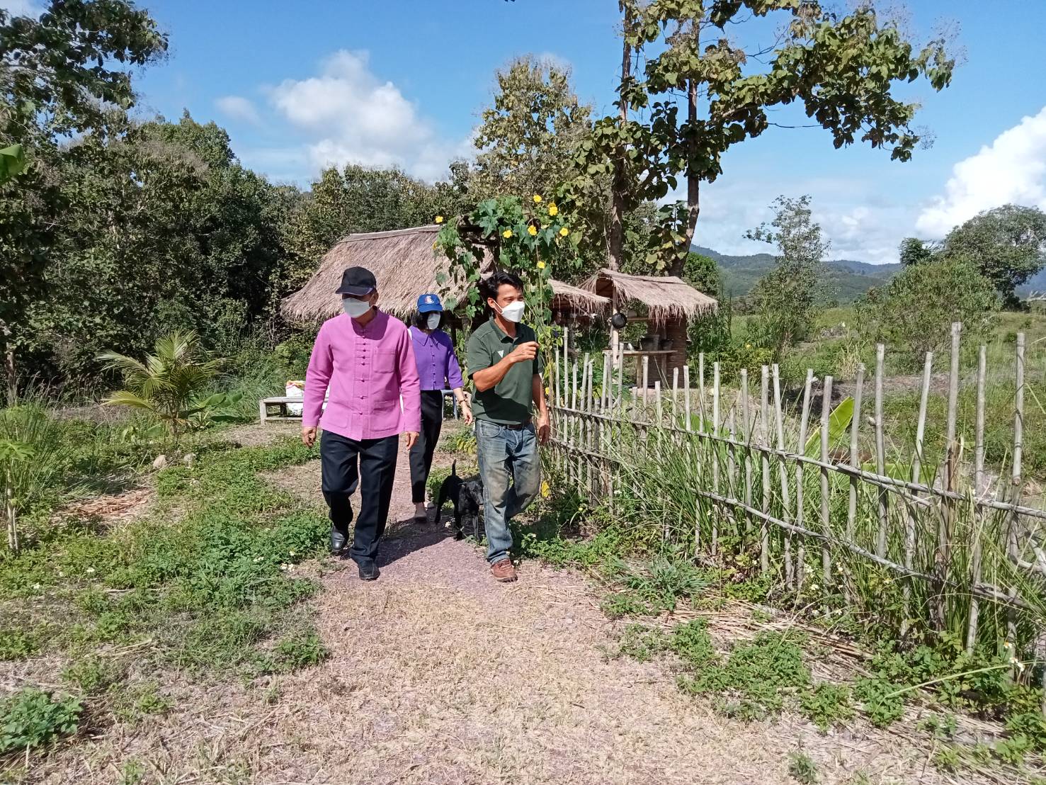 พจ.น่าน ลงพื้นที่ติดตามการดำเนินงาน โคก หนอง นาโมเดล อำเภอบ้านหลวง จังหวัดน่าน