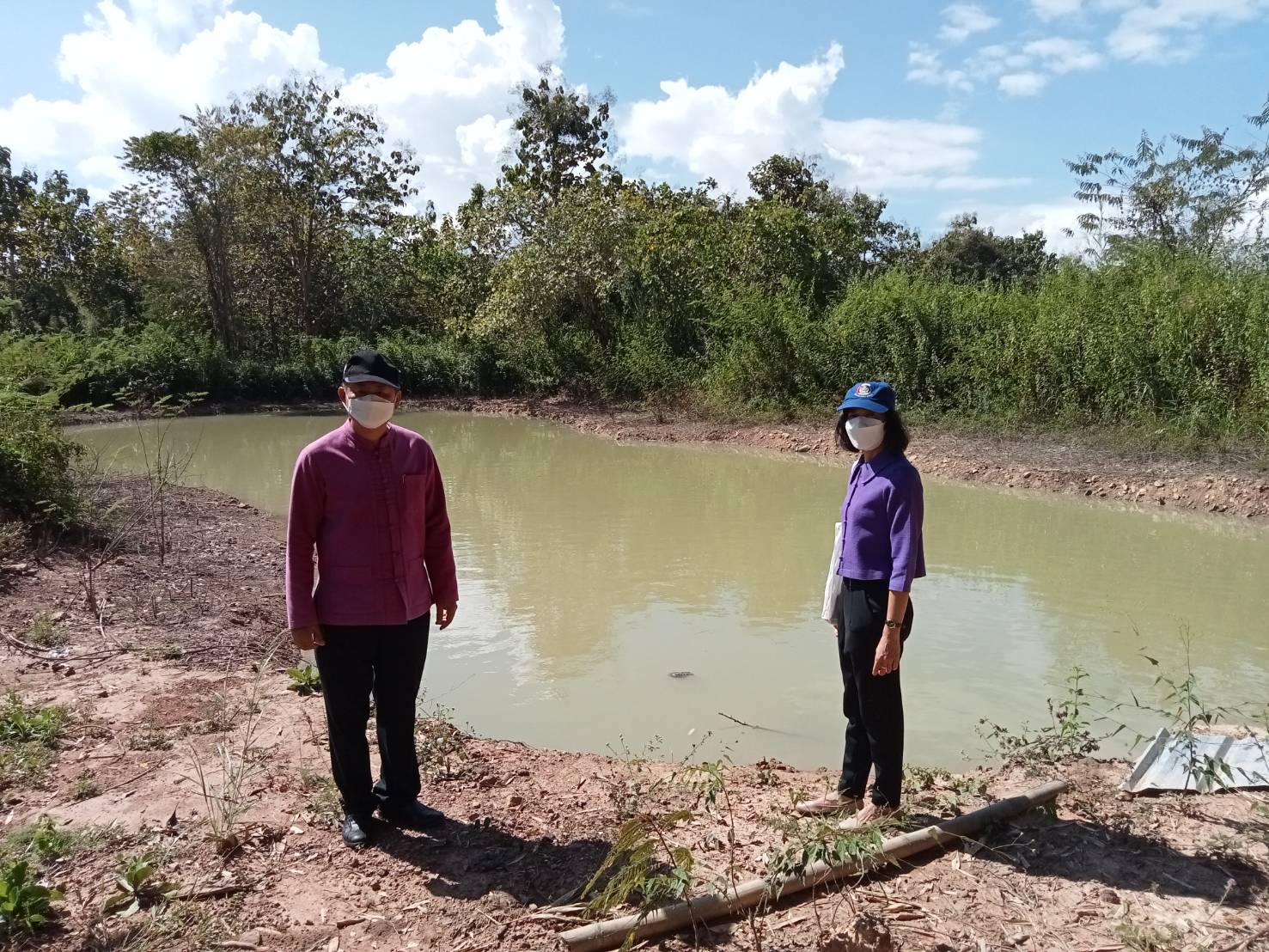 พจ.น่าน ลงพื้นที่ติดตามการดำเนินงาน โคก หนอง นาโมเดล อำเภอบ้านหลวง จังหวัดน่าน