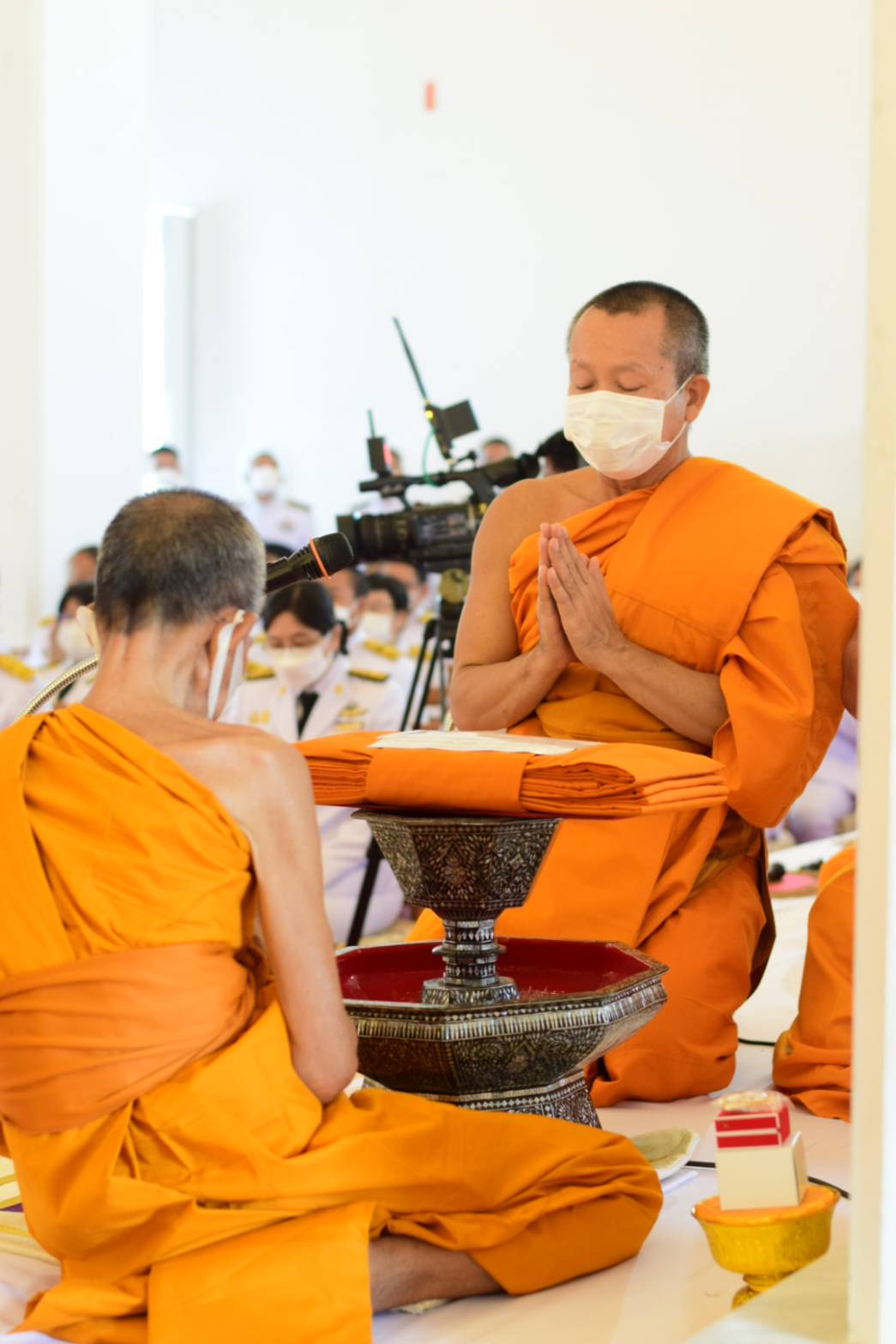 พช.น่าน ร่วมพิธีถวายผ้าพระกฐินพระราชทาน กรมการพัฒนาชุมชน ประจำปีพุทธศักราช 2565