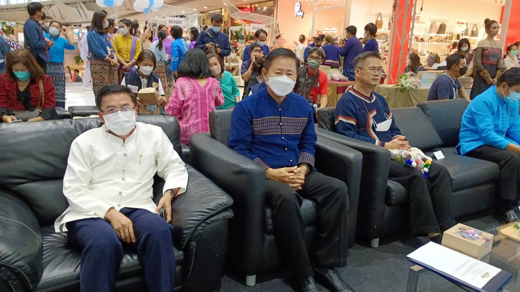 พจ.น่าน ร่วมแถลงข่าวงาน “LANNA-GMS EXPO 2022” และการจัดการรณรงค์แต่งกายด้วยผ้าล้านนา