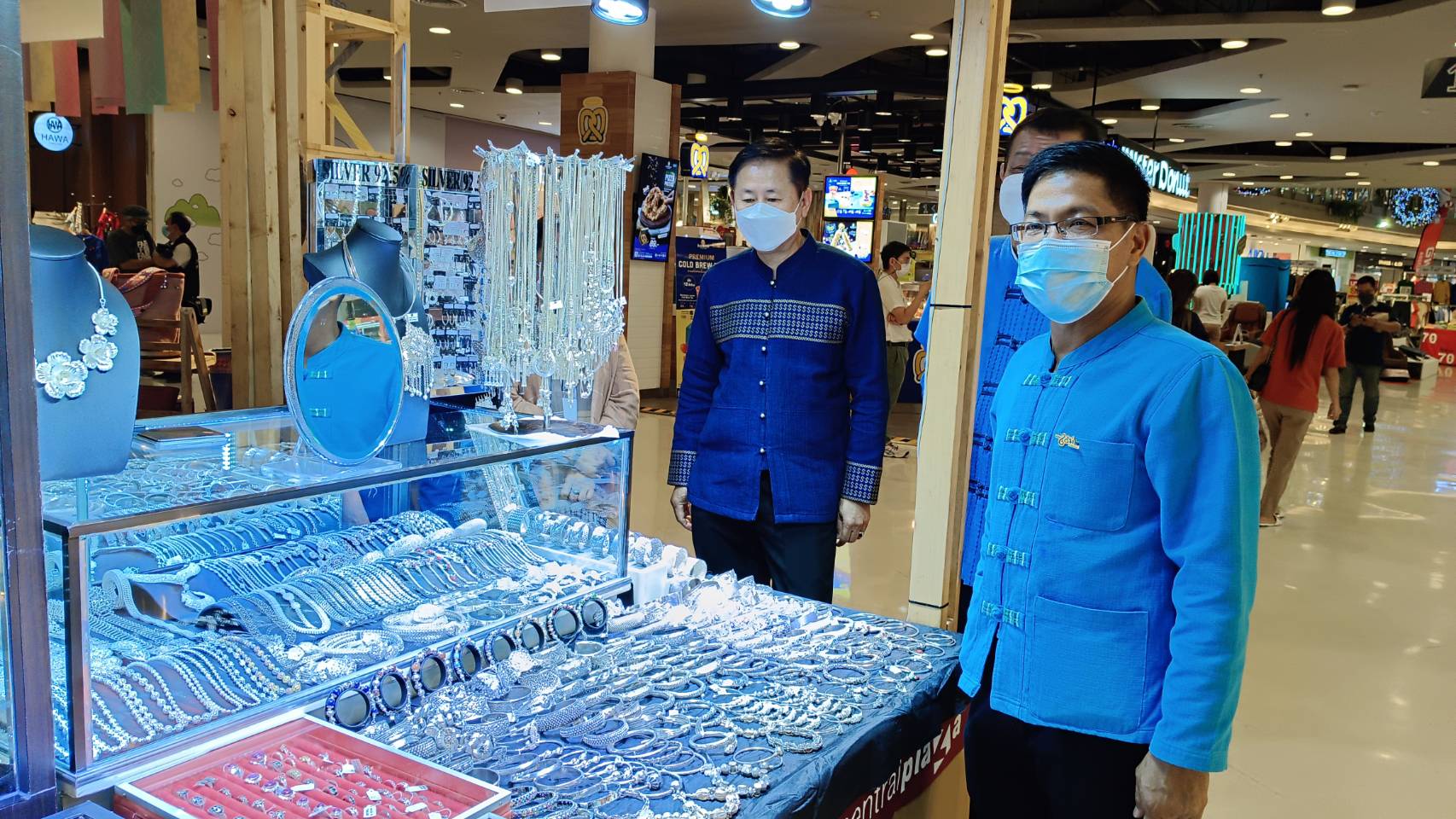 พจ.น่าน ร่วมแถลงข่าวงาน “LANNA-GMS EXPO 2022” และการจัดการรณรงค์แต่งกายด้วยผ้าล้านนา