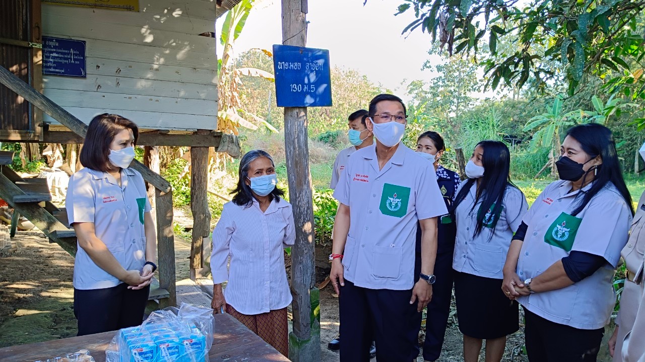 ผู้ว่าราชการจังหวัดน่าน ลงพื้นที่เยี่ยมบ้านครัวเรือนยากจน TPMAP อำเภอบ้านหลวง จังหวัดน่าน