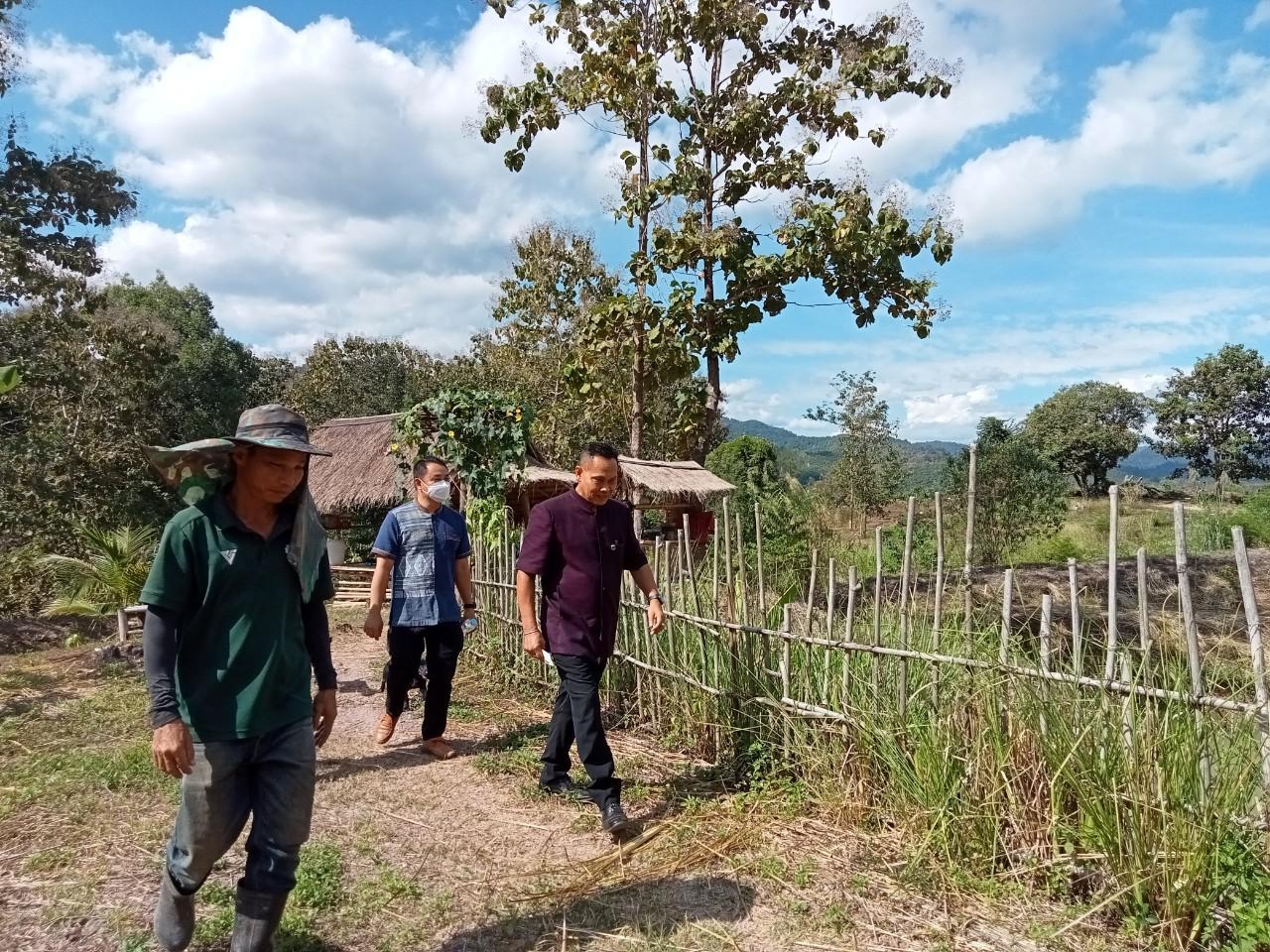 พช.น่าน ติดตาม โคก หนอง นาโมเดล พื้นที่อำเภอบ้านหลวง จังหวัดน่าน