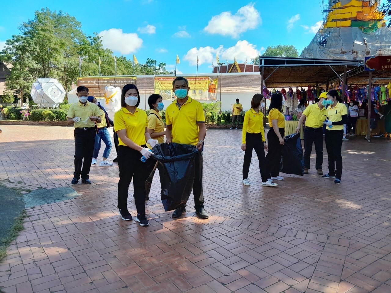 จังหวัดน่านจัดกิจกรรมเฉลิมพระเกียรติฯ เนื่องในวันคล้ายวันพระบรมราชสมภพ พระบาทสมเด็จพระบรมชนกาธิเบศร มหาภูมิพลอดุลยเดชมหาราช บรมนาถบพิตร วันพ่อแห่งชาติ