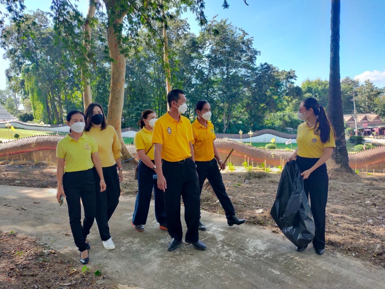 จังหวัดน่านจัดกิจกรรมเฉลิมพระเกียรติฯ เนื่องในวันคล้ายวันพระบรมราชสมภพ พระบาทสมเด็จพระบรมชนกาธิเบศร มหาภูมิพลอดุลยเดชมหาราช บรมนาถบพิตร วันพ่อแห่งชาติ