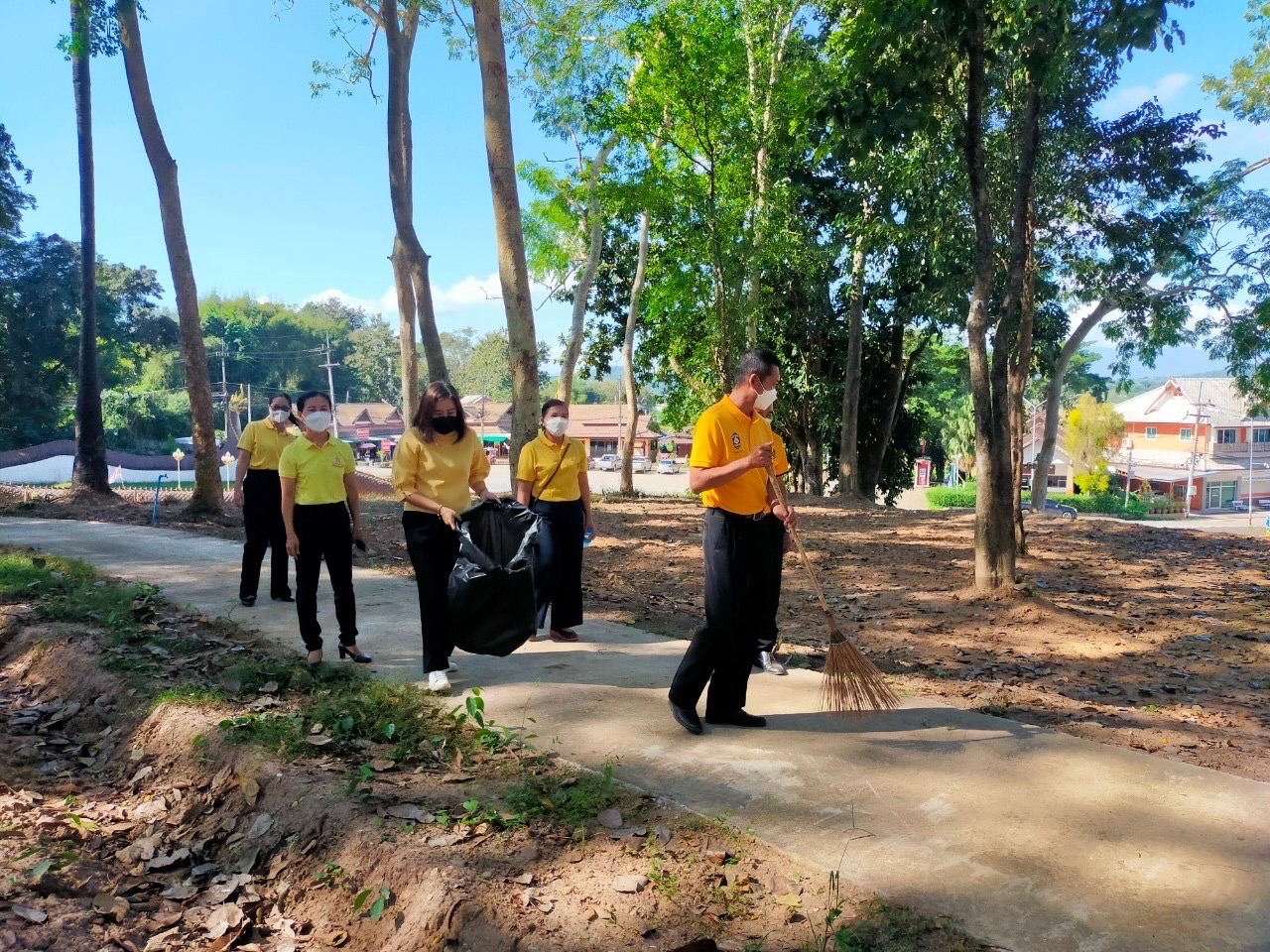 จังหวัดน่านจัดกิจกรรมเฉลิมพระเกียรติฯ เนื่องในวันคล้ายวันพระบรมราชสมภพ พระบาทสมเด็จพระบรมชนกาธิเบศร มหาภูมิพลอดุลยเดชมหาราช บรมนาถบพิตร วันพ่อแห่งชาติ