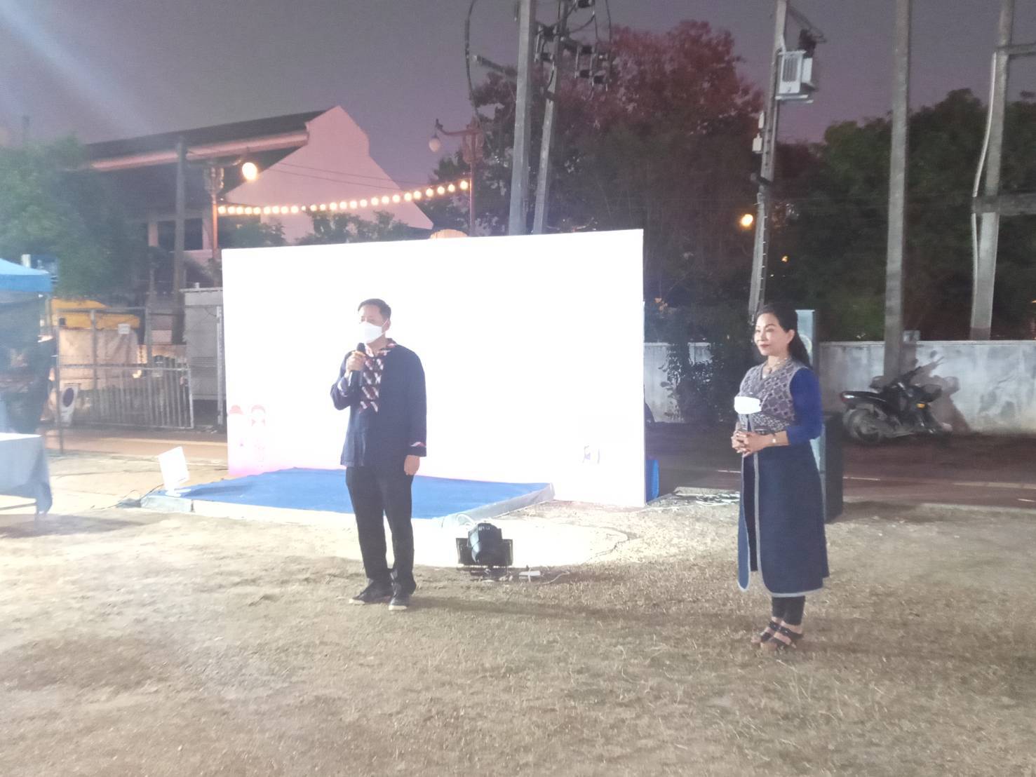 พช.น่าน ส่งเสริมช่องทางการตลาดผลิตภัณฑ์กลุ่มอาชีพสมาชิกกองทุนพัฒนาบทบาทสตรี