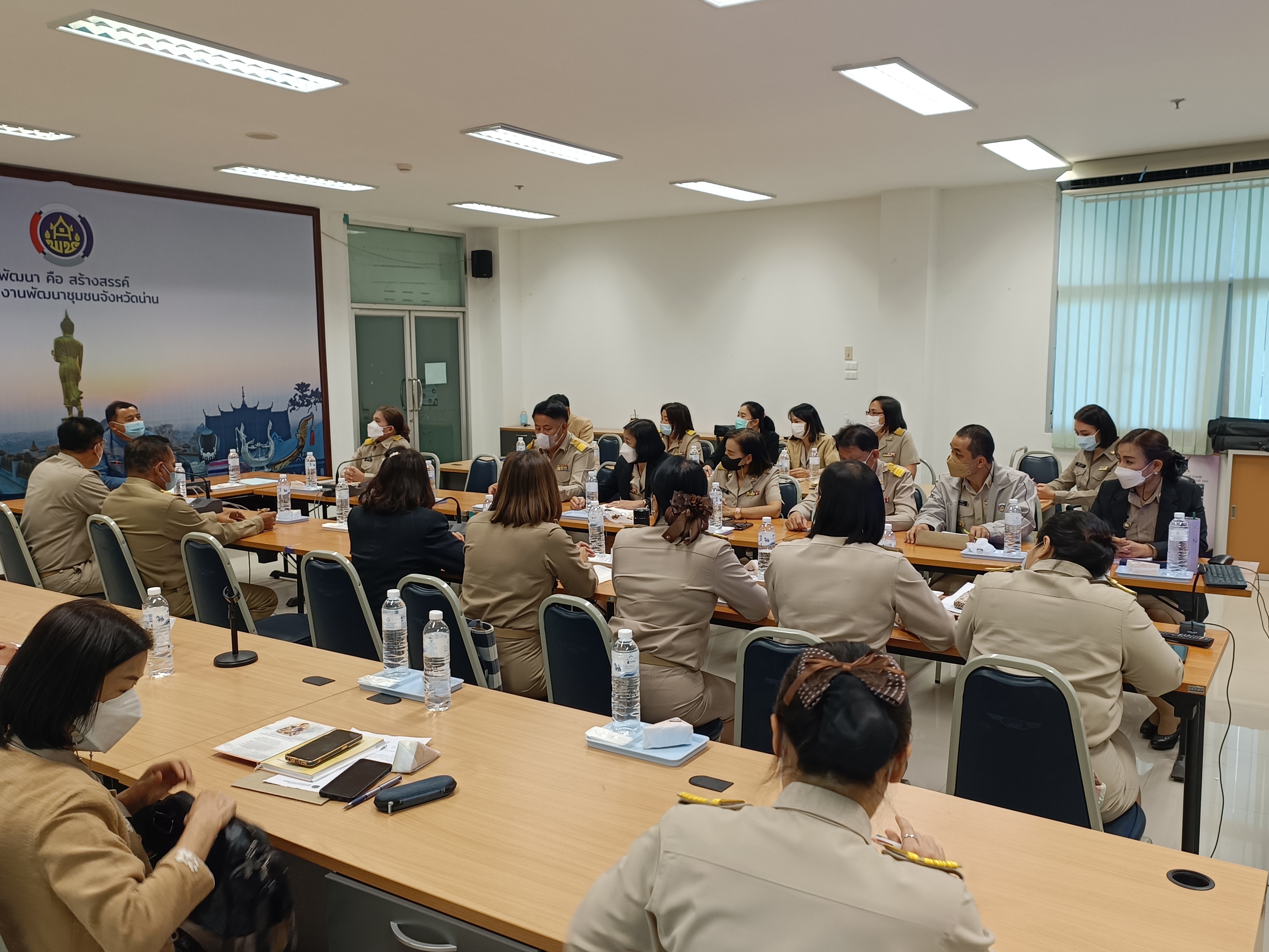 หัวหน้าผู้ตรวจราชการกรมการพัฒนาชุมชน ลงพื้นที่ติดตามงานในพื้นที่จังหวัดน่าน