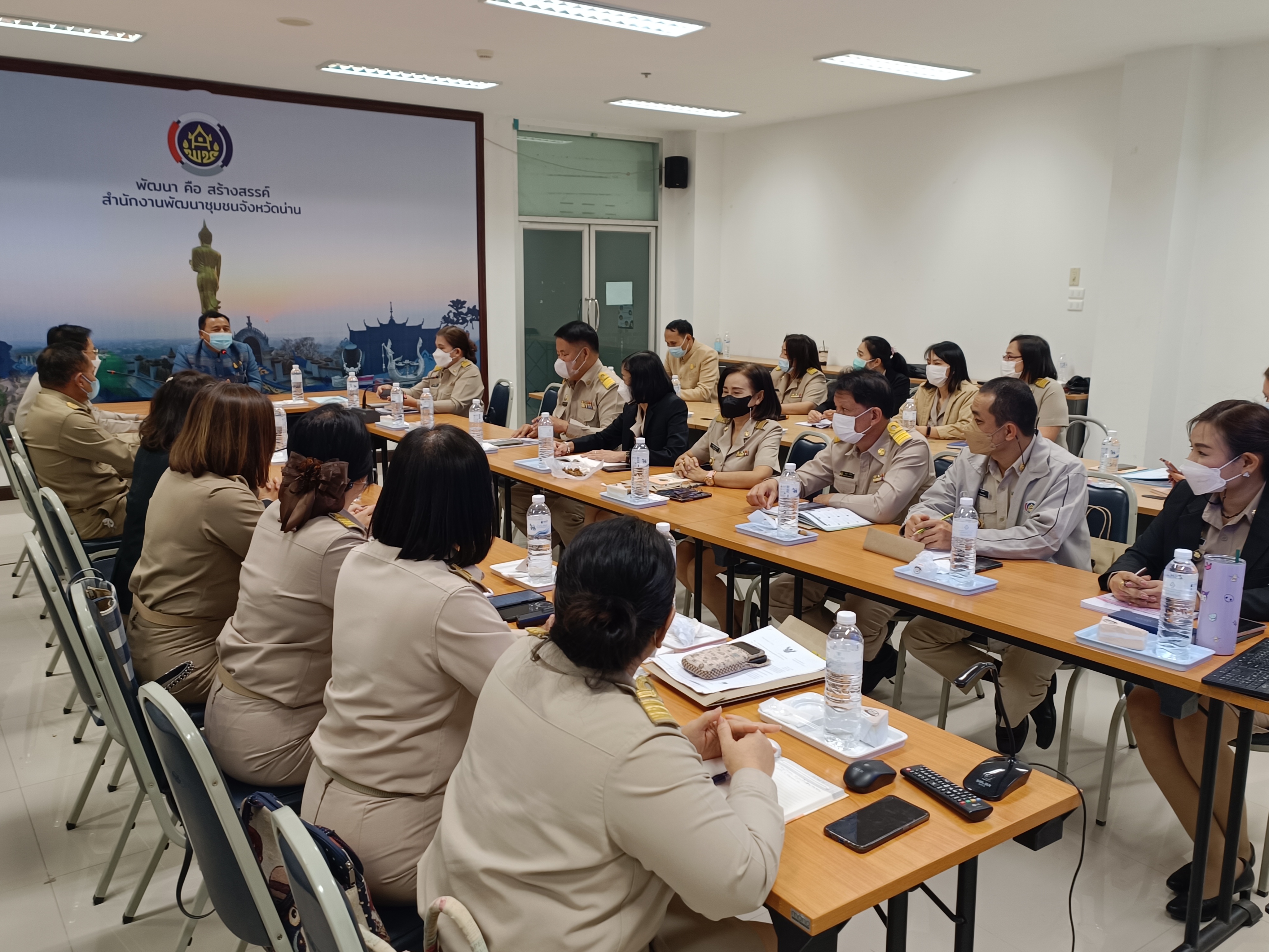 หัวหน้าผู้ตรวจราชการกรมการพัฒนาชุมชน ลงพื้นที่ติดตามงานในพื้นที่จังหวัดน่าน