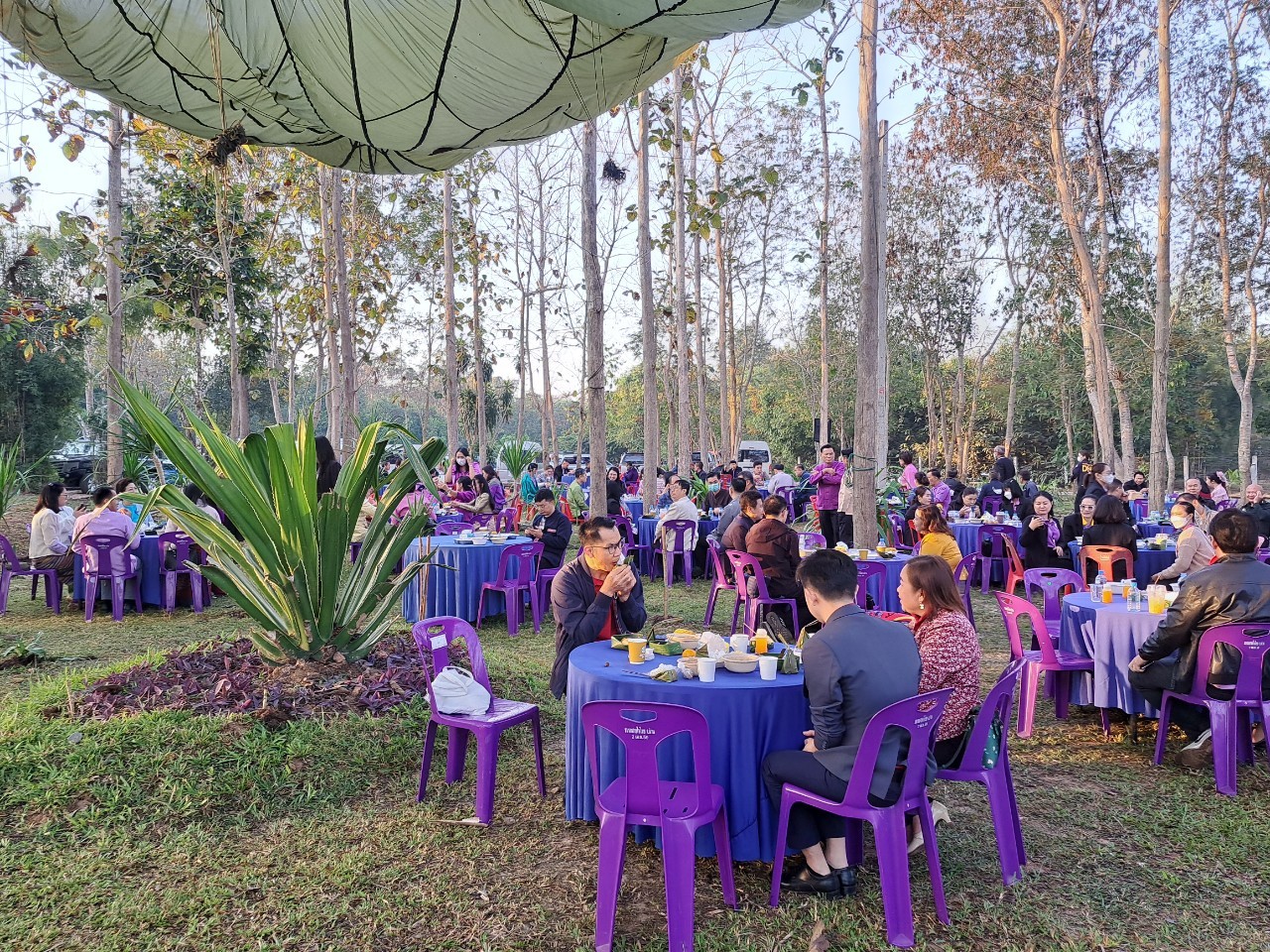 ร่วมกิจกรรมสภากาแฟจังหวัดน่าน ประจำเดือน มกราคม 2566 เพื่อหารือข้อราชการบรรยากาศยามเช้า ณ โครงการทหารพันธุ์ดีน่าน