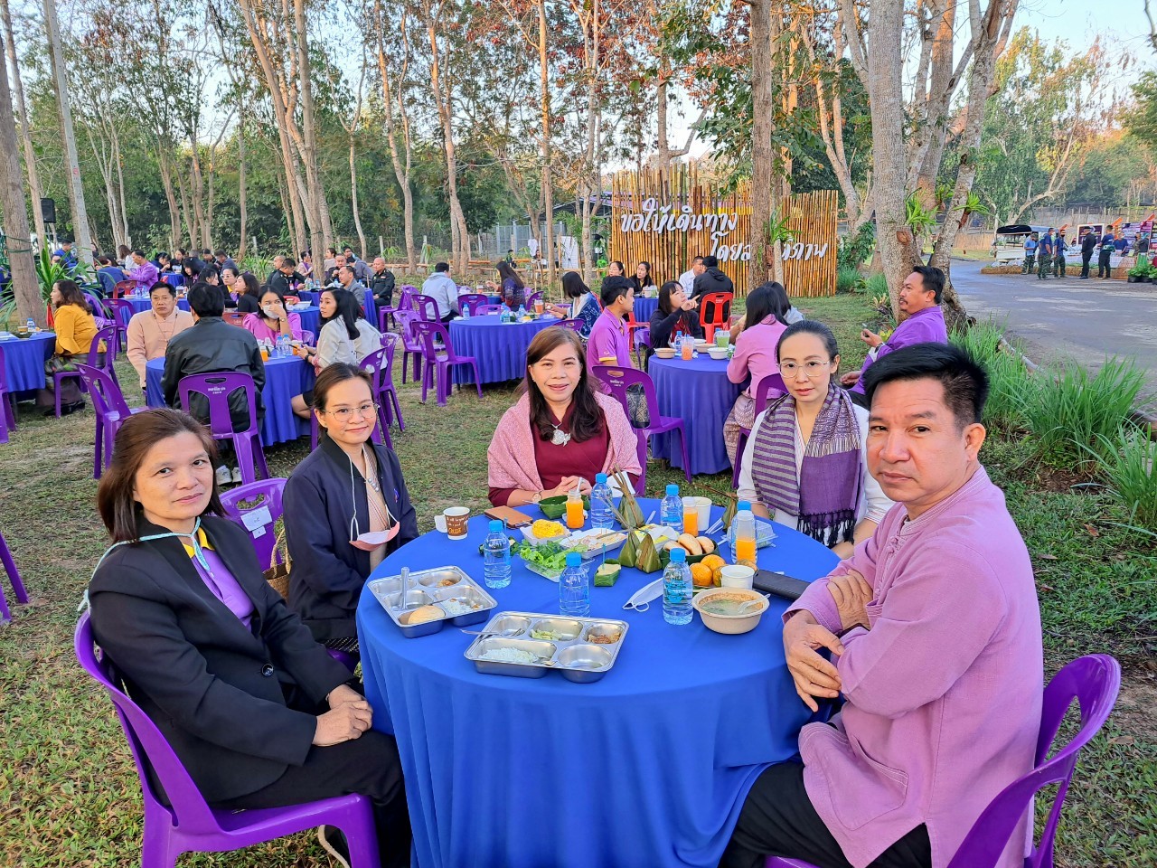 ร่วมกิจกรรมสภากาแฟจังหวัดน่าน ประจำเดือน มกราคม 2566 เพื่อหารือข้อราชการบรรยากาศยามเช้า ณ โครงการทหารพันธุ์ดีน่าน