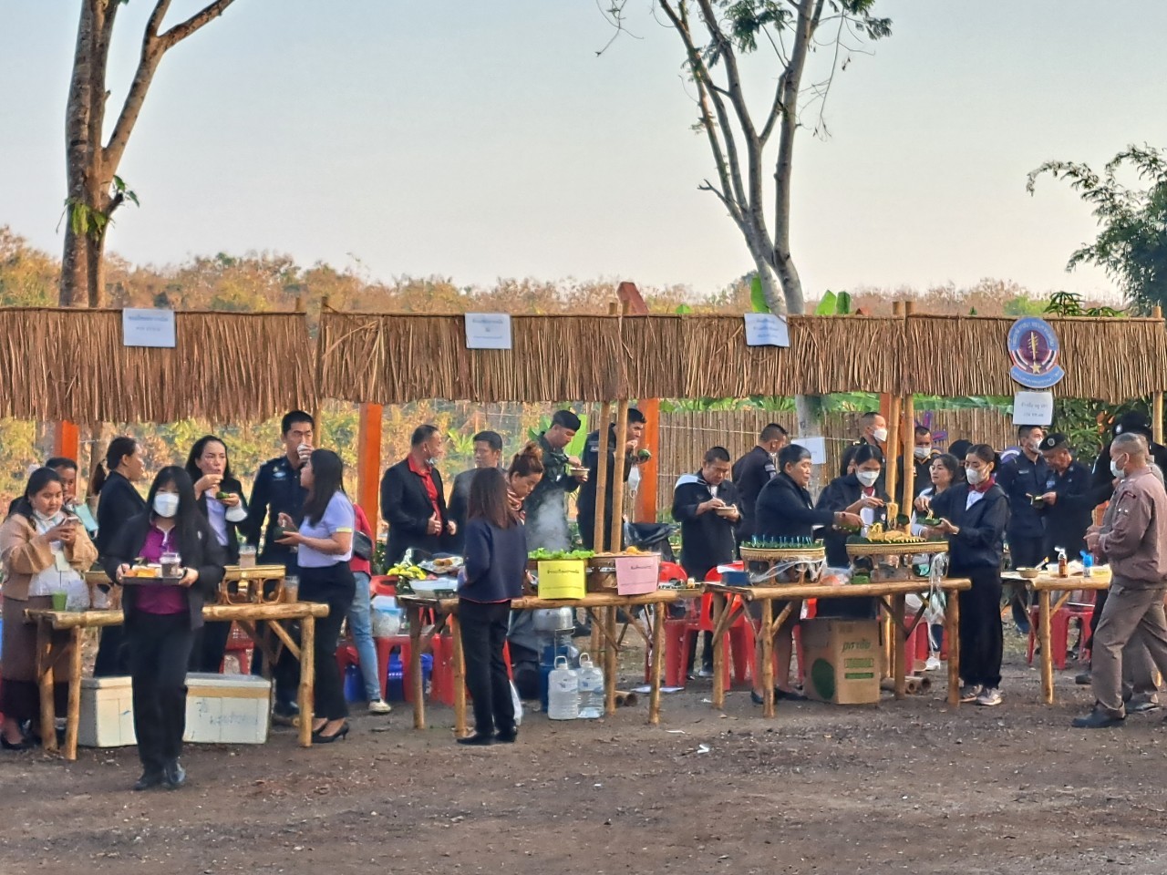 ร่วมกิจกรรมสภากาแฟจังหวัดน่าน ประจำเดือน มกราคม 2566 เพื่อหารือข้อราชการบรรยากาศยามเช้า ณ โครงการทหารพันธุ์ดีน่าน