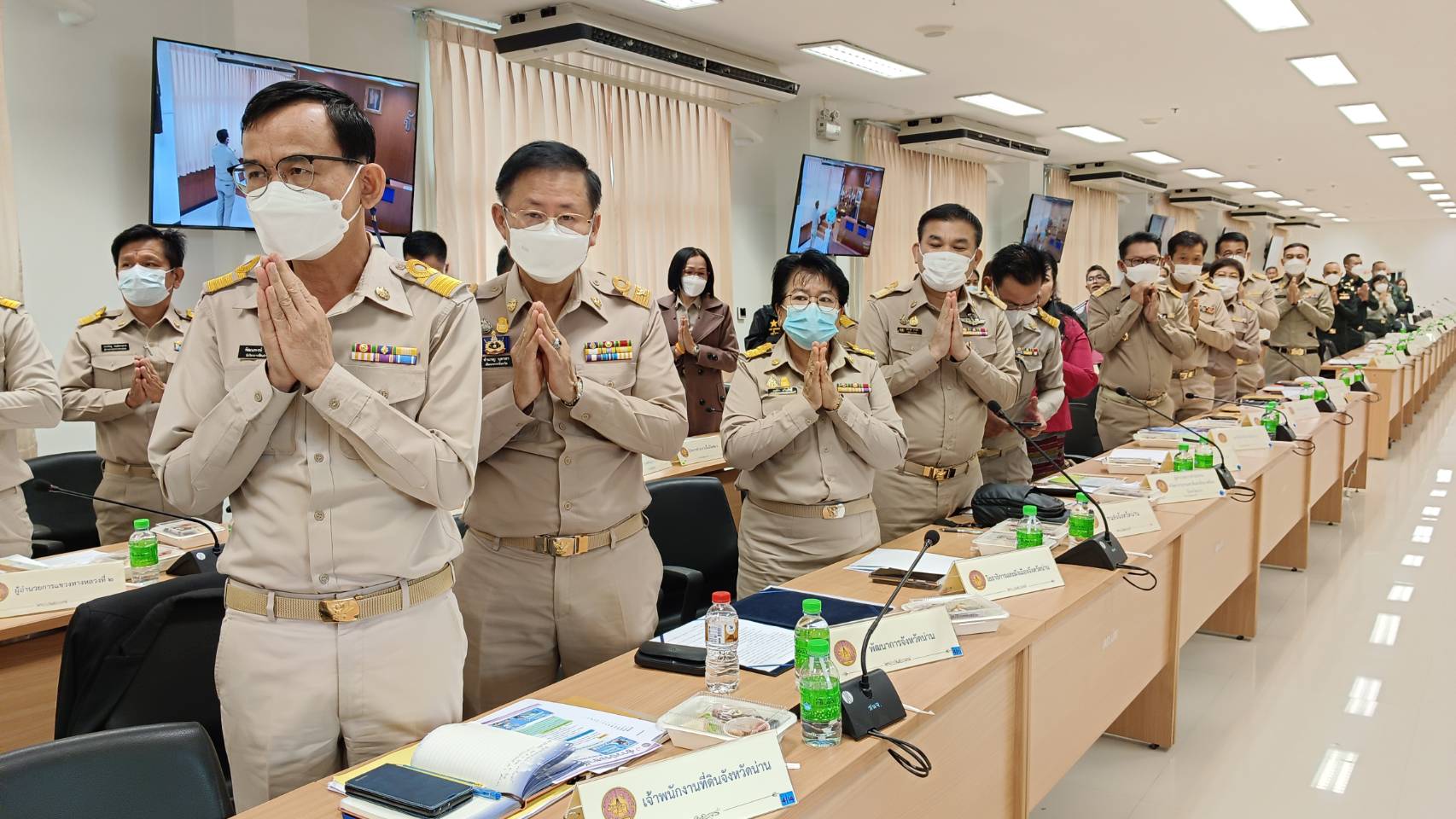 จังหวัดน่าน มอบรางวัลการประกวดร้านนิทรรศการงานประจำปี และของดีเมืองน่าน ประจำปี 2566