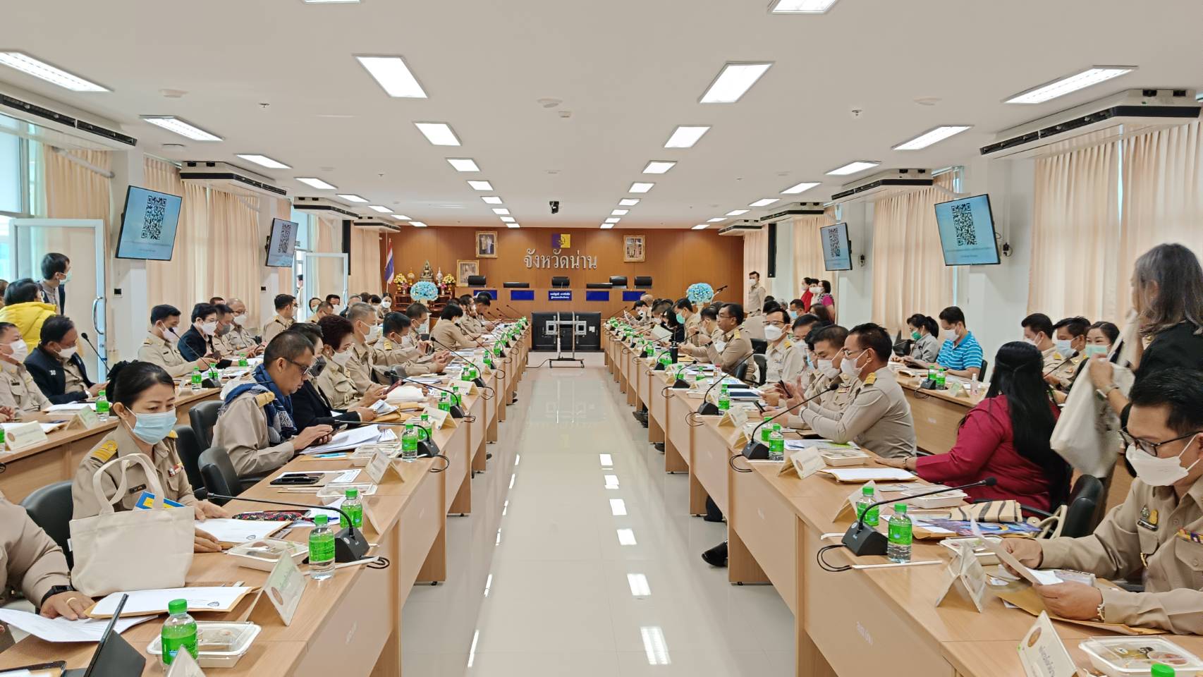 จังหวัดน่าน มอบรางวัลการประกวดร้านนิทรรศการงานประจำปี และของดีเมืองน่าน ประจำปี 2566