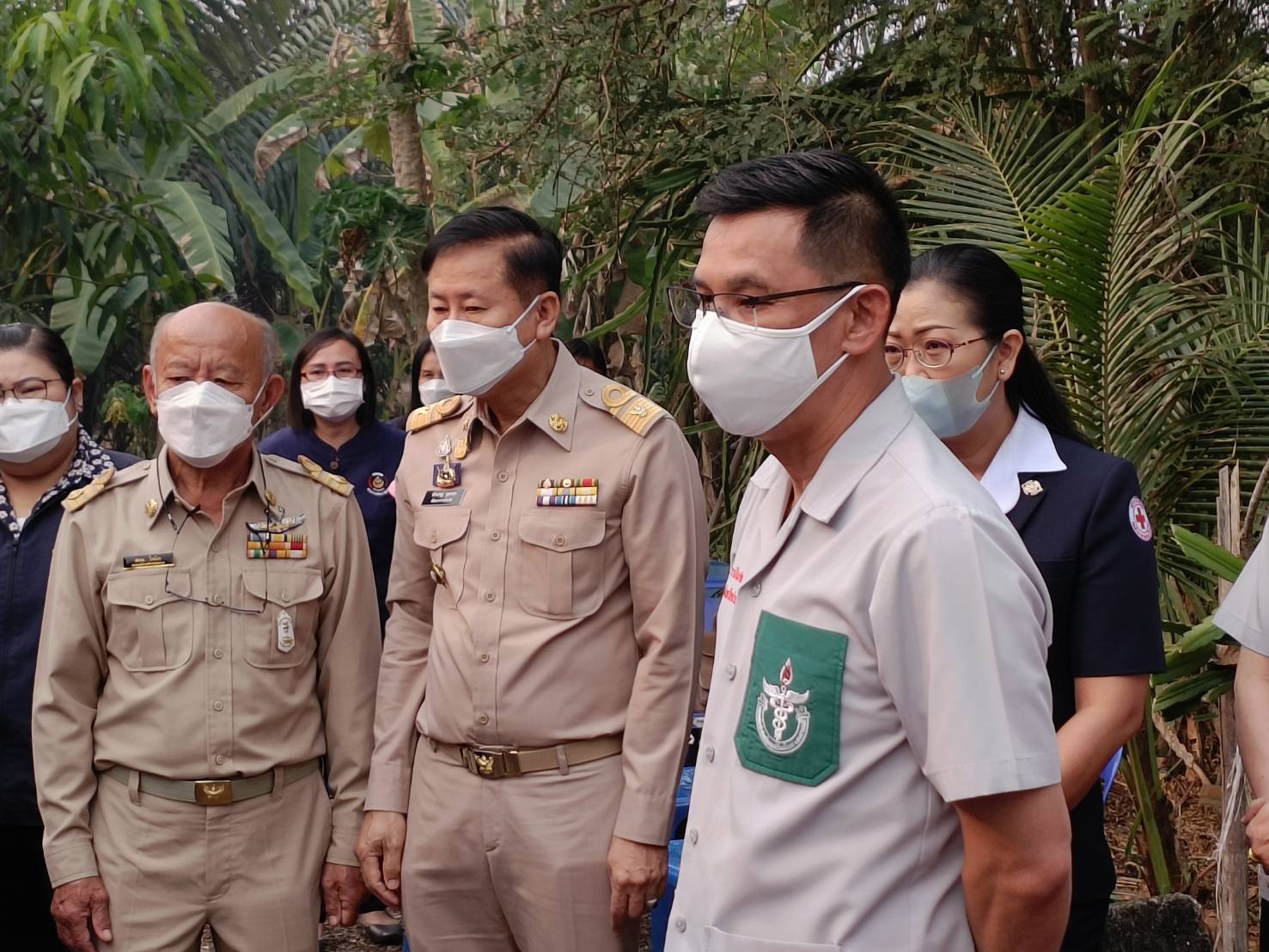 ผู้ว่าราชการจังหวัดน่าน มอบเครื่องอุปโภคบริโภค/ถุงยังชีพ และเยี่ยมบ้านครัวเรือนยากจนเป้าหมาย TPMAP ในพื้นที่อำเภอเชียงกลาง จังหวัดน่าน