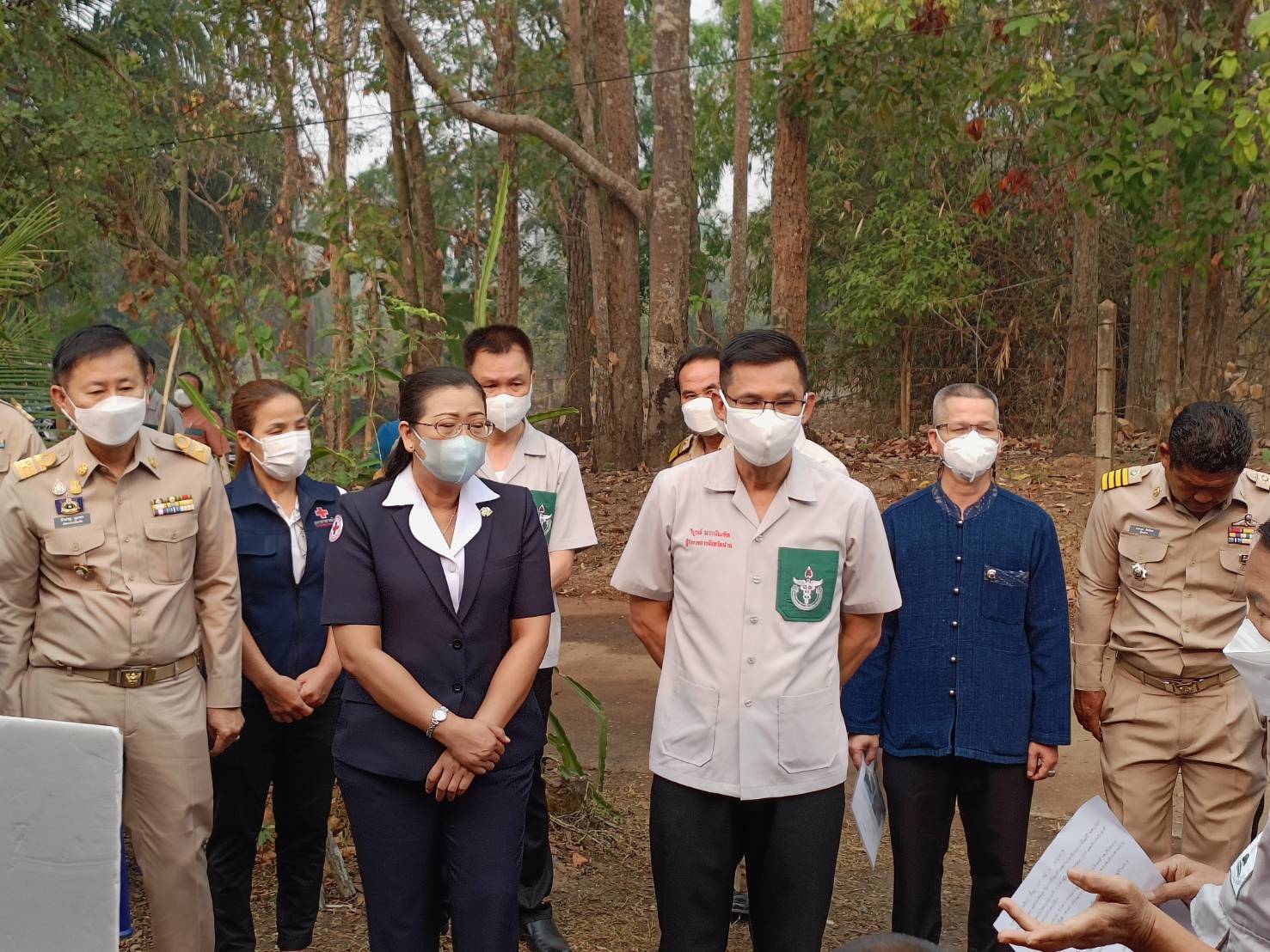 ผู้ว่าราชการจังหวัดน่าน มอบเครื่องอุปโภคบริโภค/ถุงยังชีพ และเยี่ยมบ้านครัวเรือนยากจนเป้าหมาย TPMAP ในพื้นที่อำเภอเชียงกลาง จังหวัดน่าน